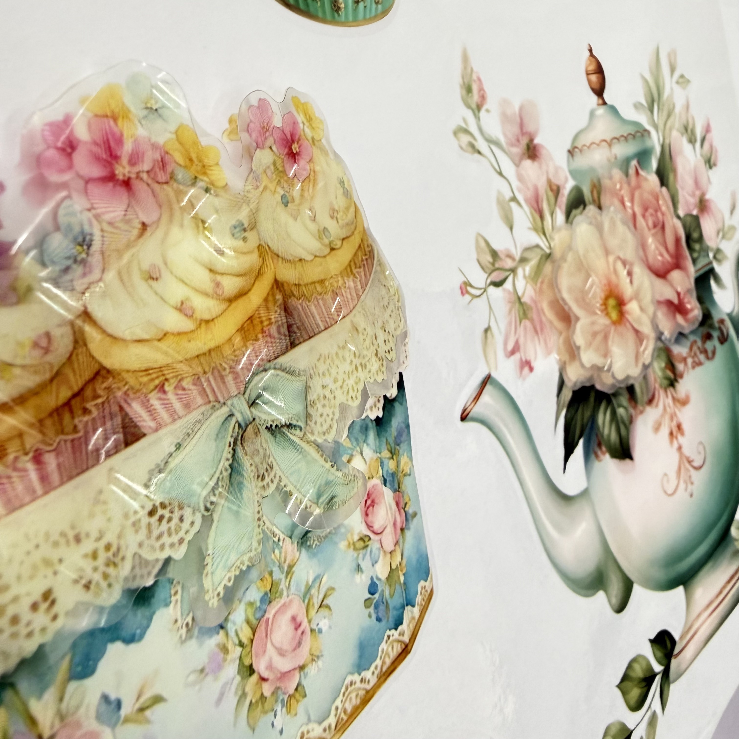 Tea cups, teapots, tableware, food wall stickers, restaurant kitchen, home decoration, food three-dimensional layer wall stickers Application Scenario