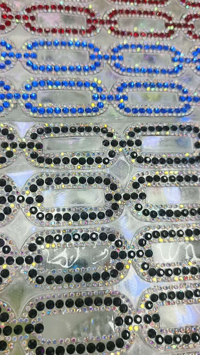 烫钻花边条，可用于服装、箱包、饰品配饰DIY手工制作