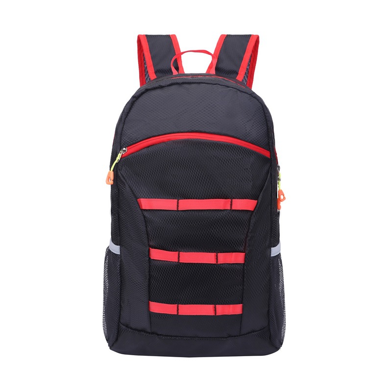 Lightweight and simple backpack, casual and versatile backpack, foldable hiking bag, logo-printed outdoor travel bag Application Scenario
