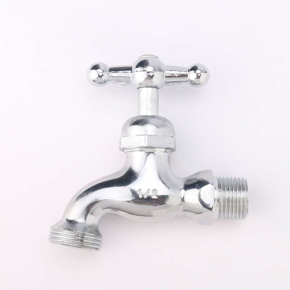 Single-cooling faucet made of bright zinc alloy, suitable for high-end kitchens and bathrooms detail image 2