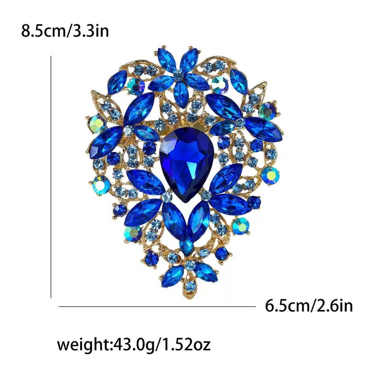 European and American cross-border retro alloy rhinestone large glass brooch, luxurious and high-end women's clothing brooch accessory pin Application Scenario