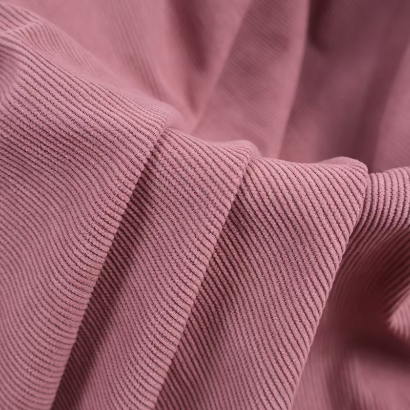 High-density European cotton fleece fabric is soft, lustrous and does not pill. It is a special fabric for wide-leg pants and casual pants in autumn and winter Specification image