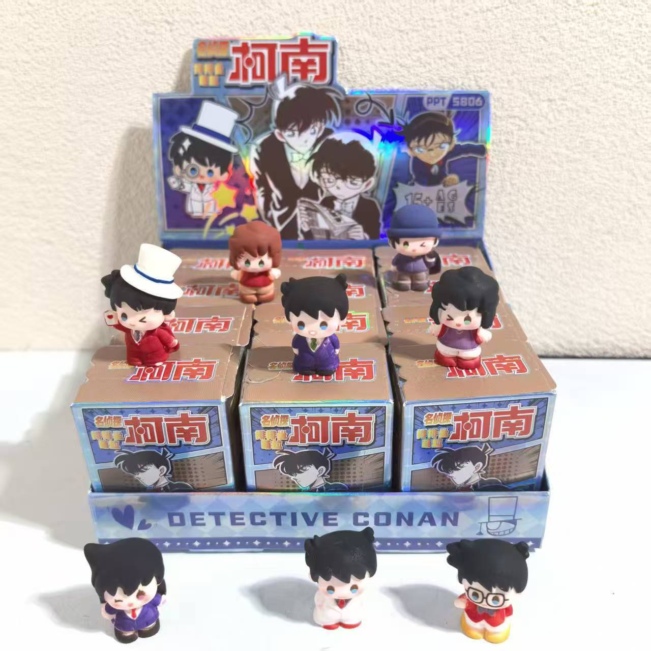 The new mini row sitting cute toy set includes Q-version character figurines and blind box figurines Application Scenario