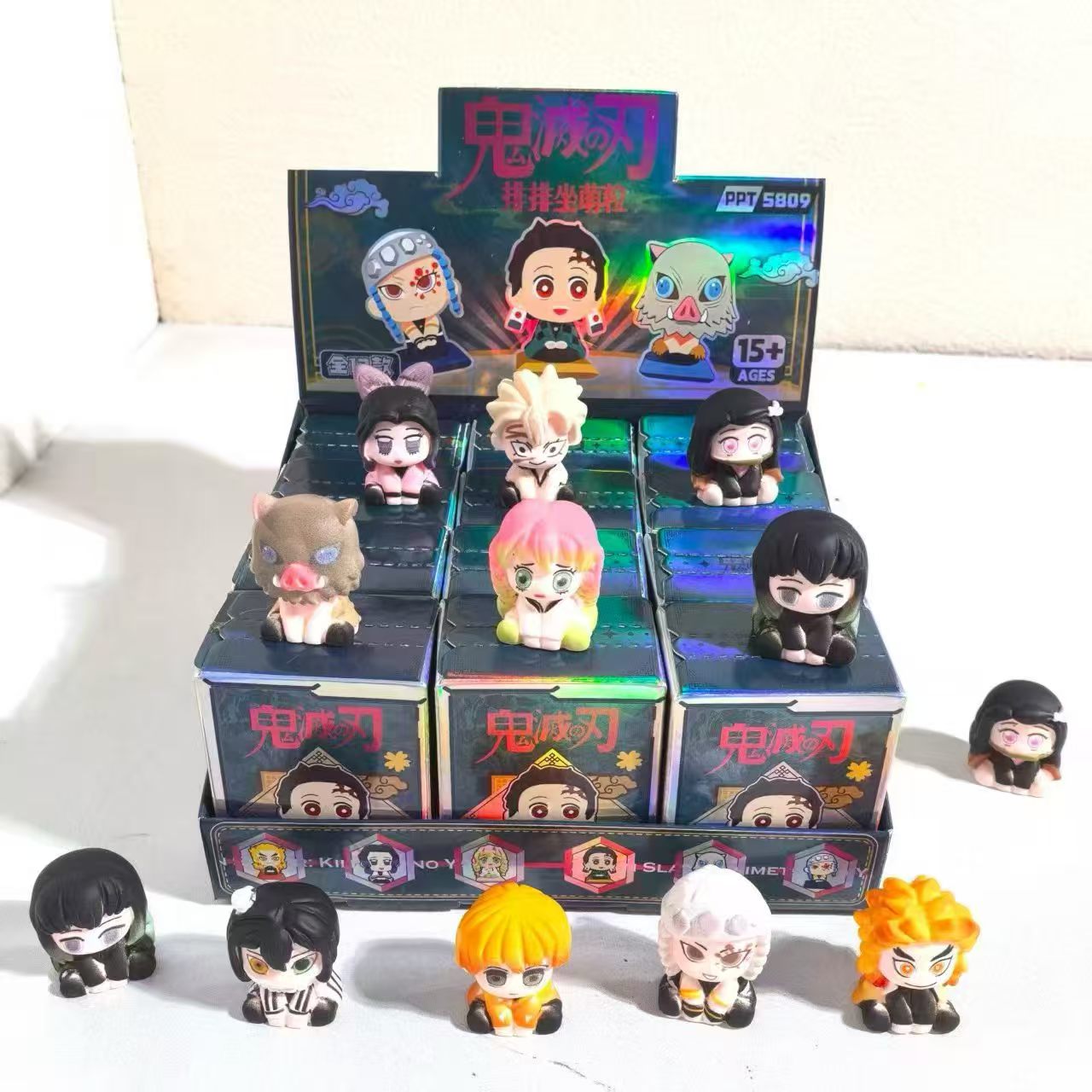 新款迷你排排坐萌粒玩具套装含Q版角色手办盲盒手办
