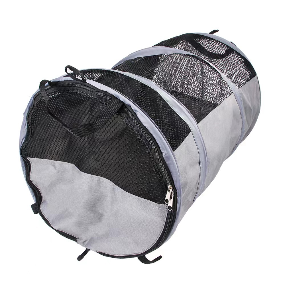 New pet backpack, pet car bucket, foldable car back seat, pet tent, breathable and waterproof Application Scenario