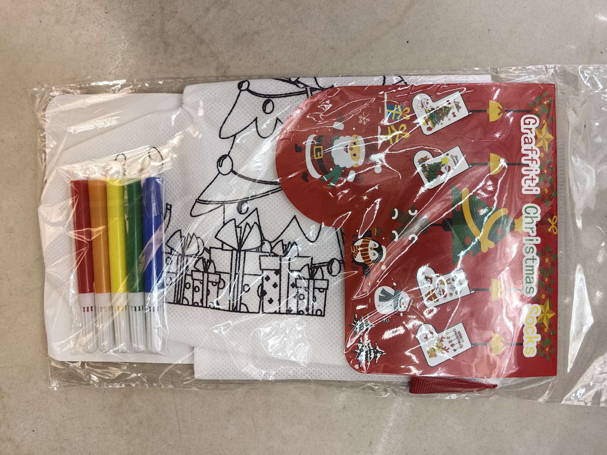 圣诞节🧑‍🎄🎄，涂鸦涂色圣诞袜子
