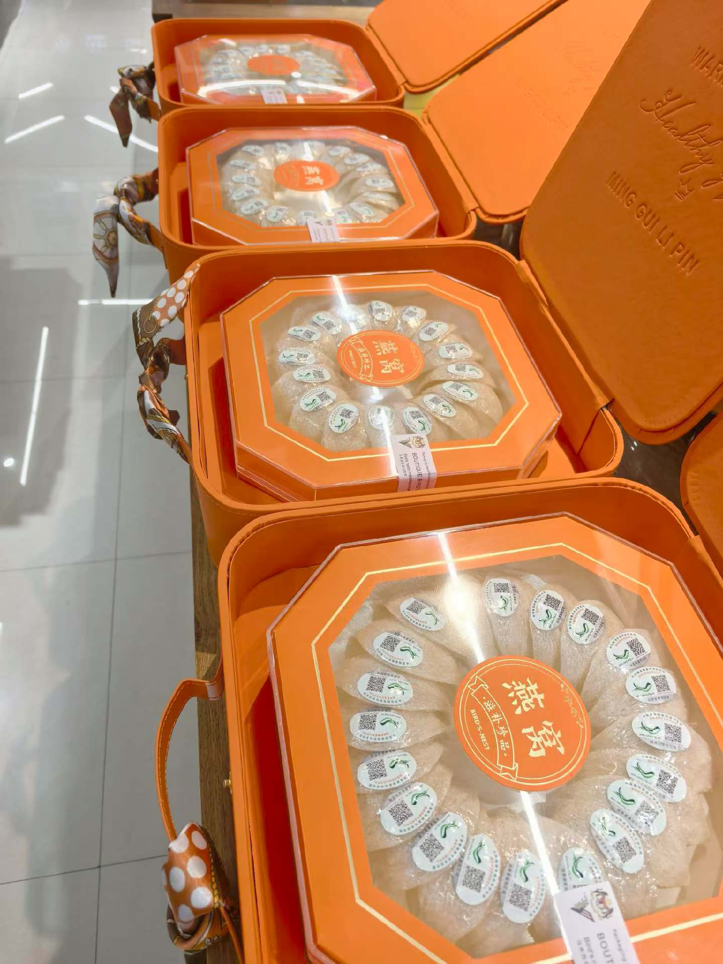 High-quality traceable code bird's nests, from Malaysia and Indonesia. One box weighs 100 grams. The price ranges from 1,250 to 1,650 yuan. It can also be sold individually. detail image 4