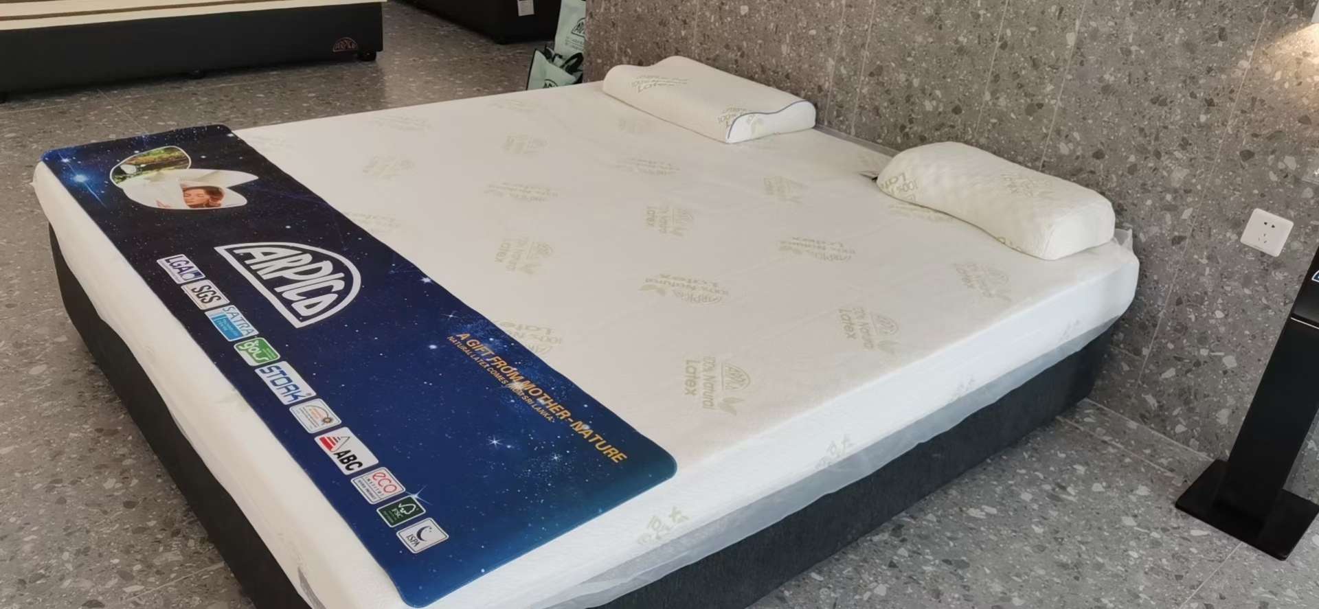 Sri Lankan latex mattress, 10 yuan compensation for any fake, ensuring natural latex. The price is determined by the length, width, height and density. Customizable. detail image 16
