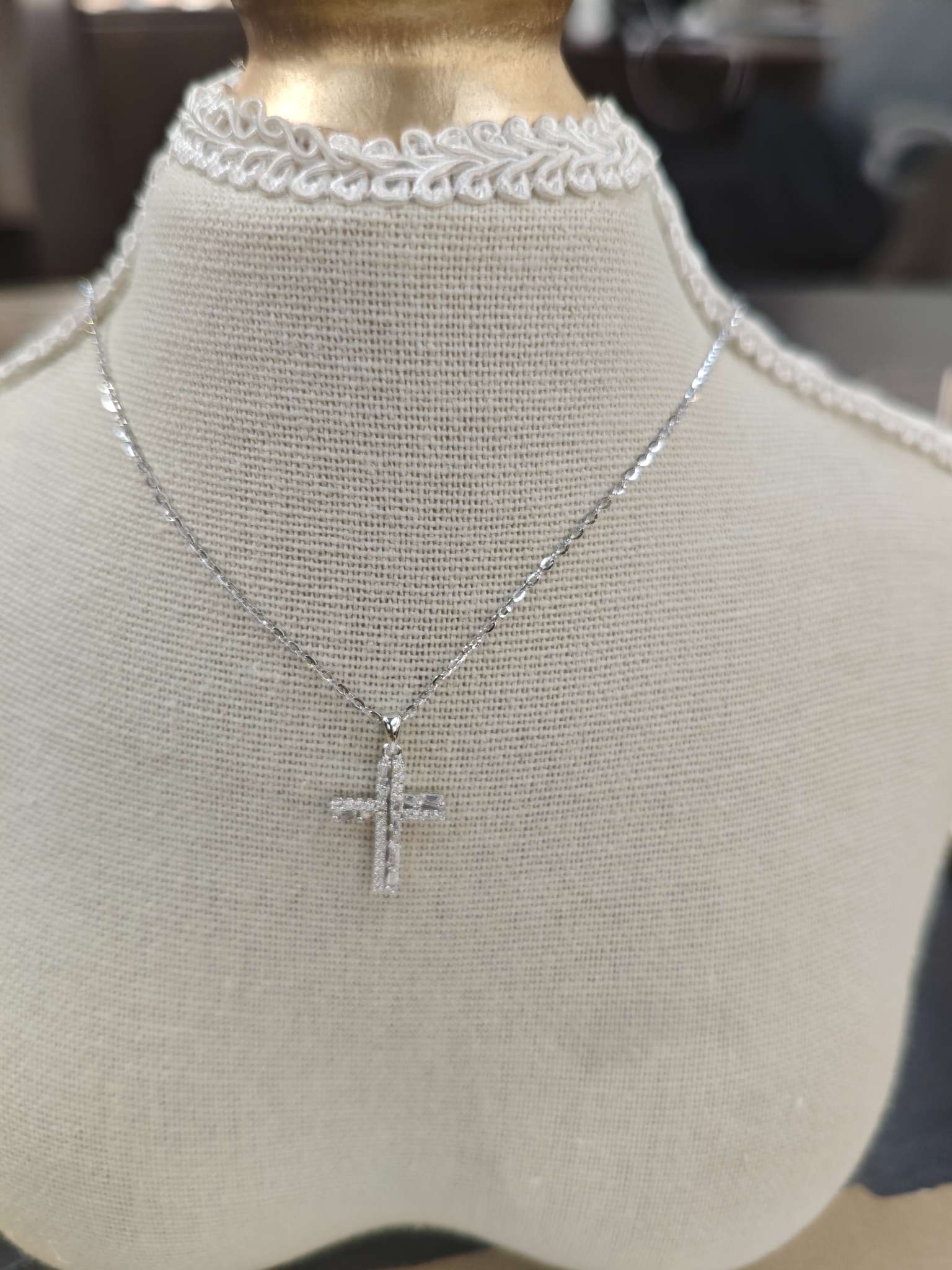 Influential new silver necklace, light luxury and elegant cross S925 silver necklace