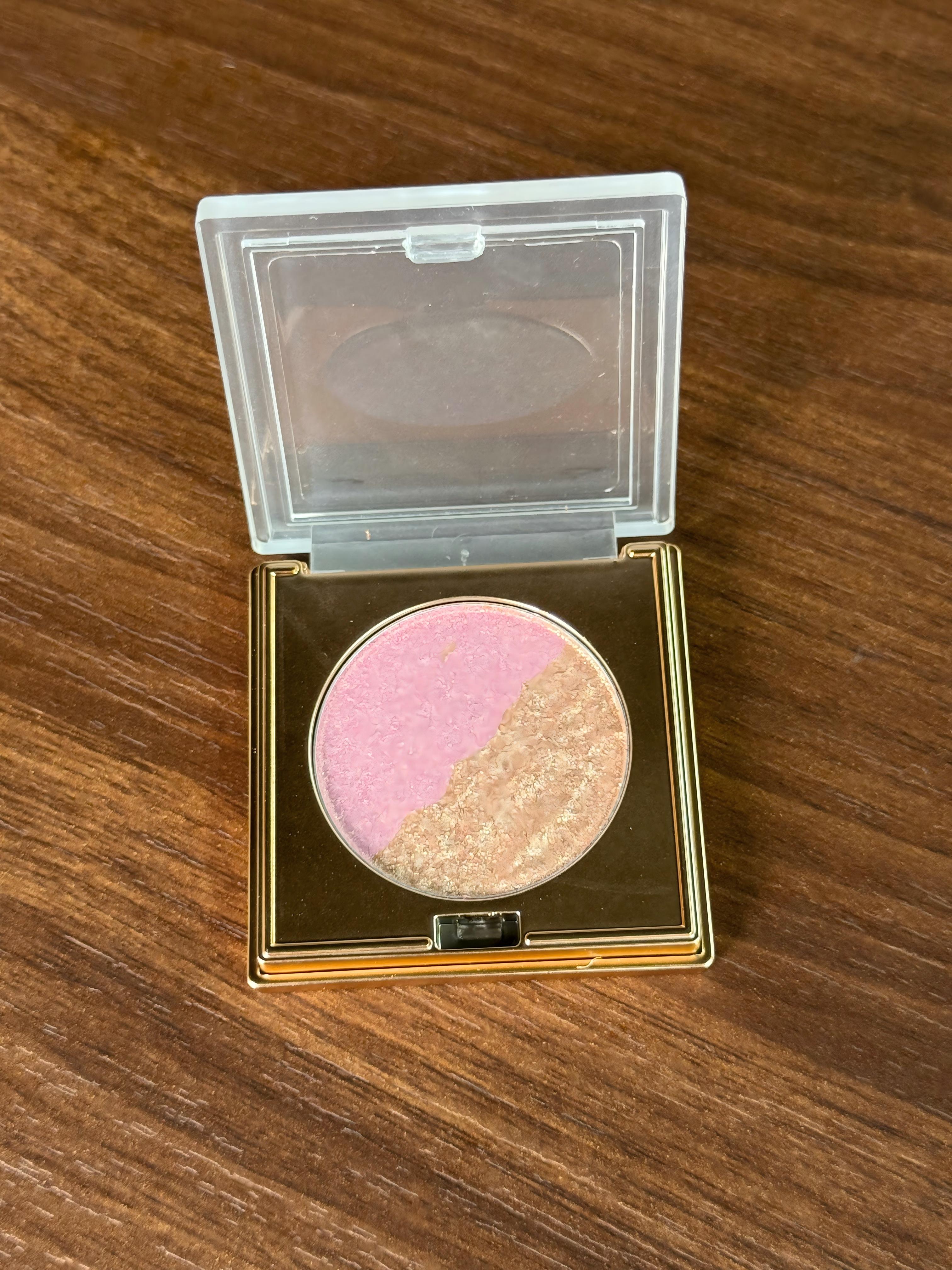 For export only, transparent plastic box packaging, two-color contouring blush, high-gloss one-piece. Supports ODM OEM customization, contouring blush, contouring blush, eyeshadow, high-gloss one-piece Item Picture