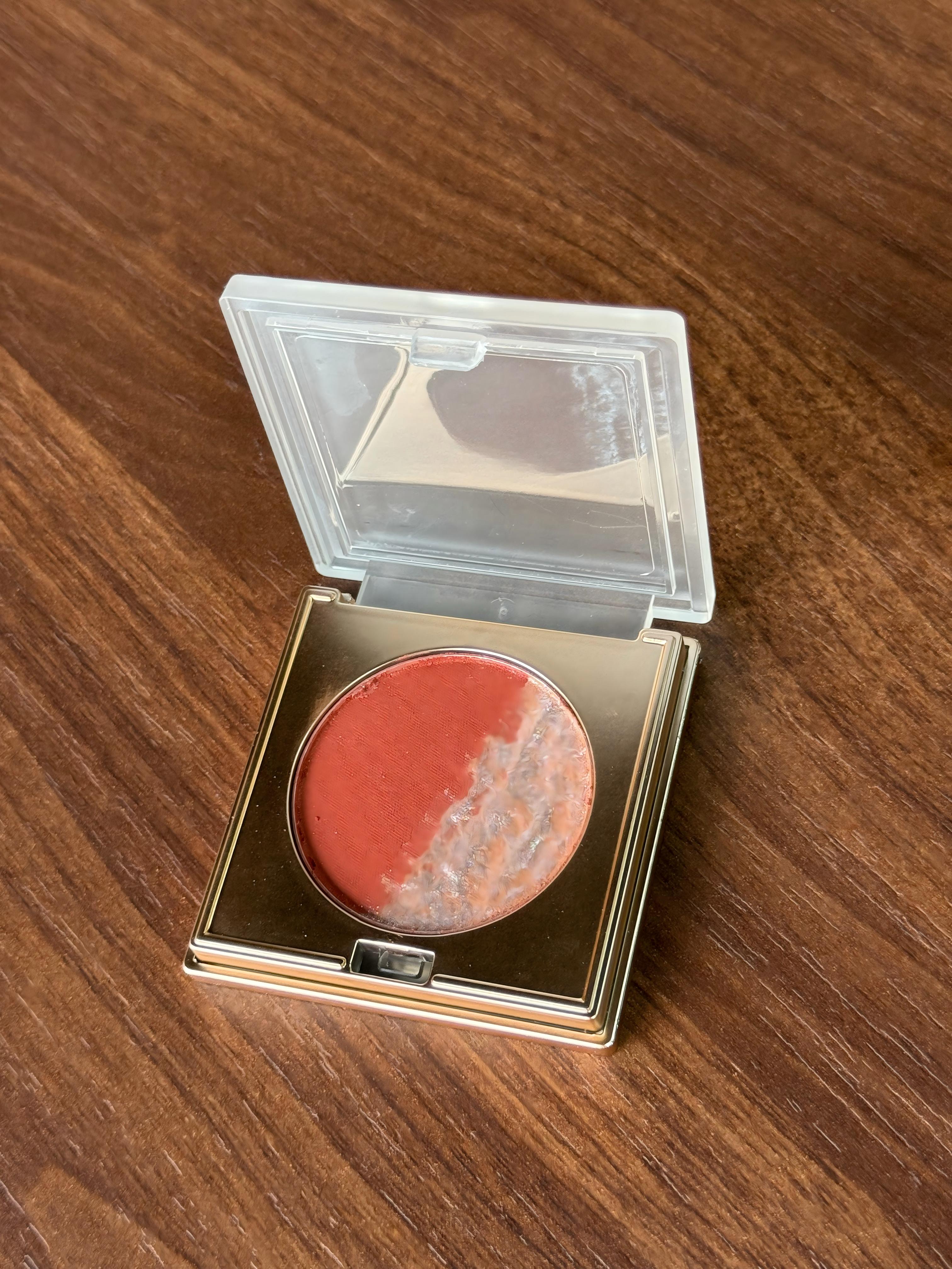 For export only, transparent plastic box packaging, two-color contouring blush, high-gloss one-piece. Supports ODM OEM customization, contouring blush, contouring blush, eyeshadow, high-gloss one-piece Application Scenario