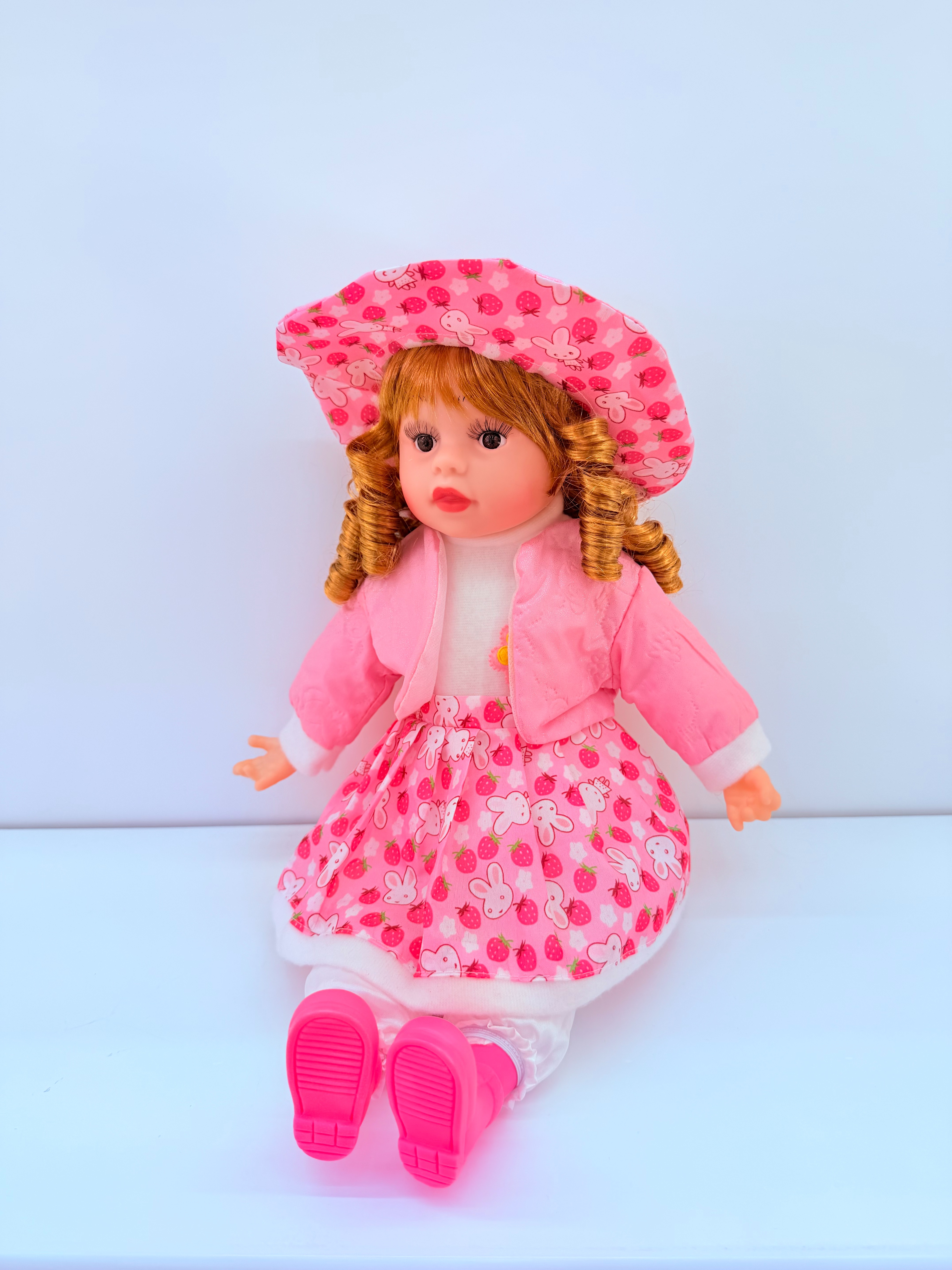 The 18-inch music doll casual edition comes with music in multiple languages (Arabic, Russian, and English) and is a bestseller in foreign trade Application Scenario