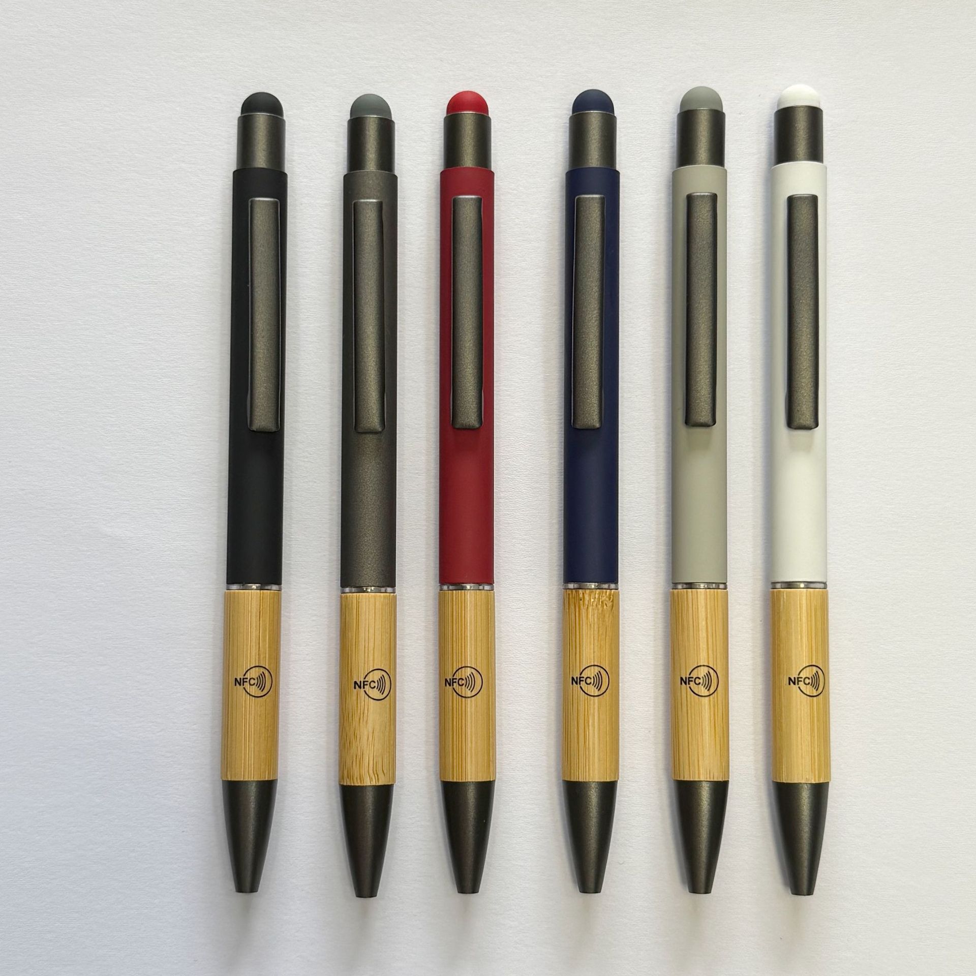 NFC bamboo and wood pen, eco-friendly ballpoint pen, metal capacitive touch pen, aluminum pen, hotel advertising gift ballpoint pen, NFC smart ballpoint pen with NFC chip, can be leaned against by mobile phone details Picture