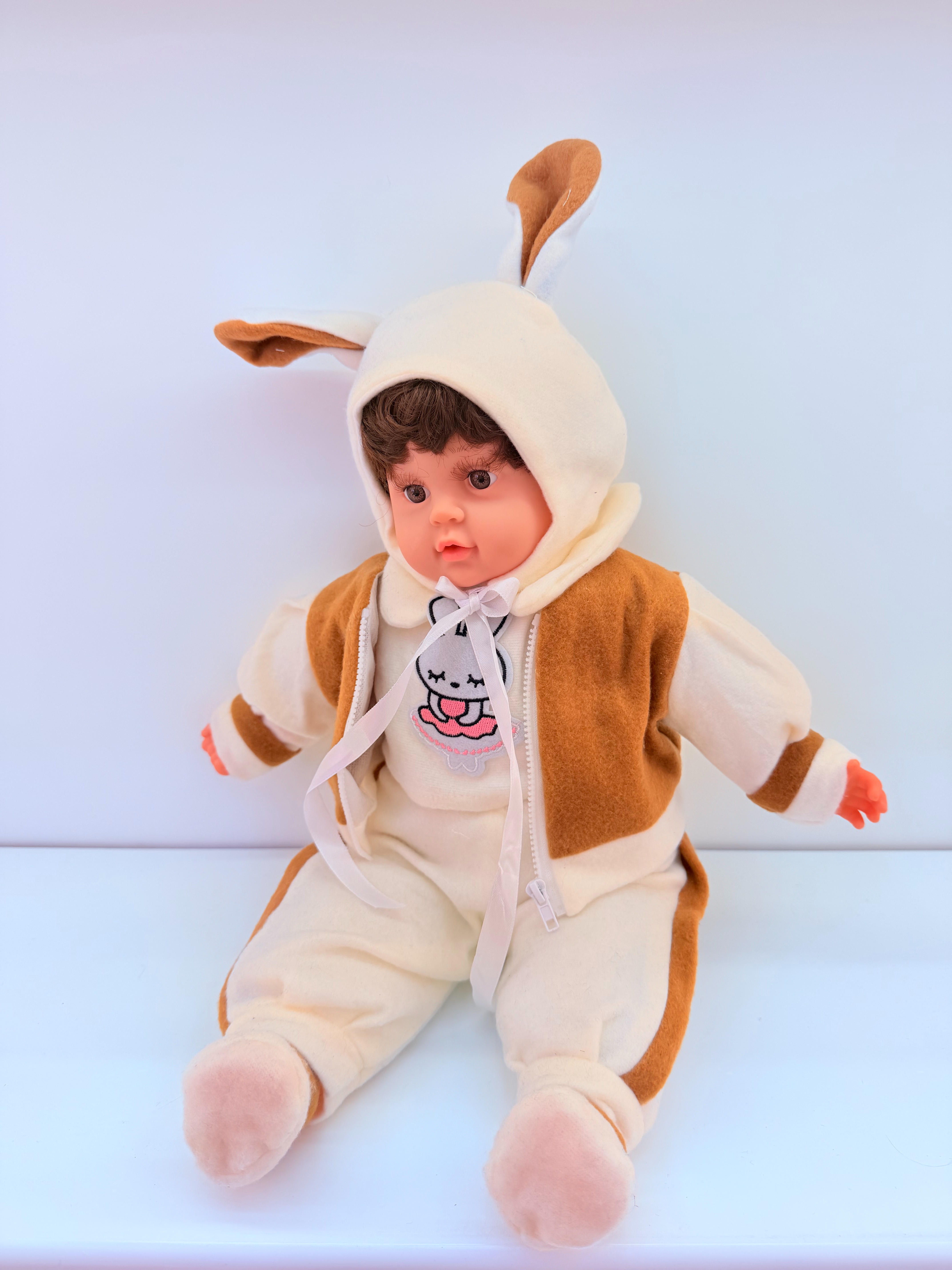 The simulation girl and boy dolls with music style are cute. Four boys, four boys, a bestseller in foreign trade details Picture