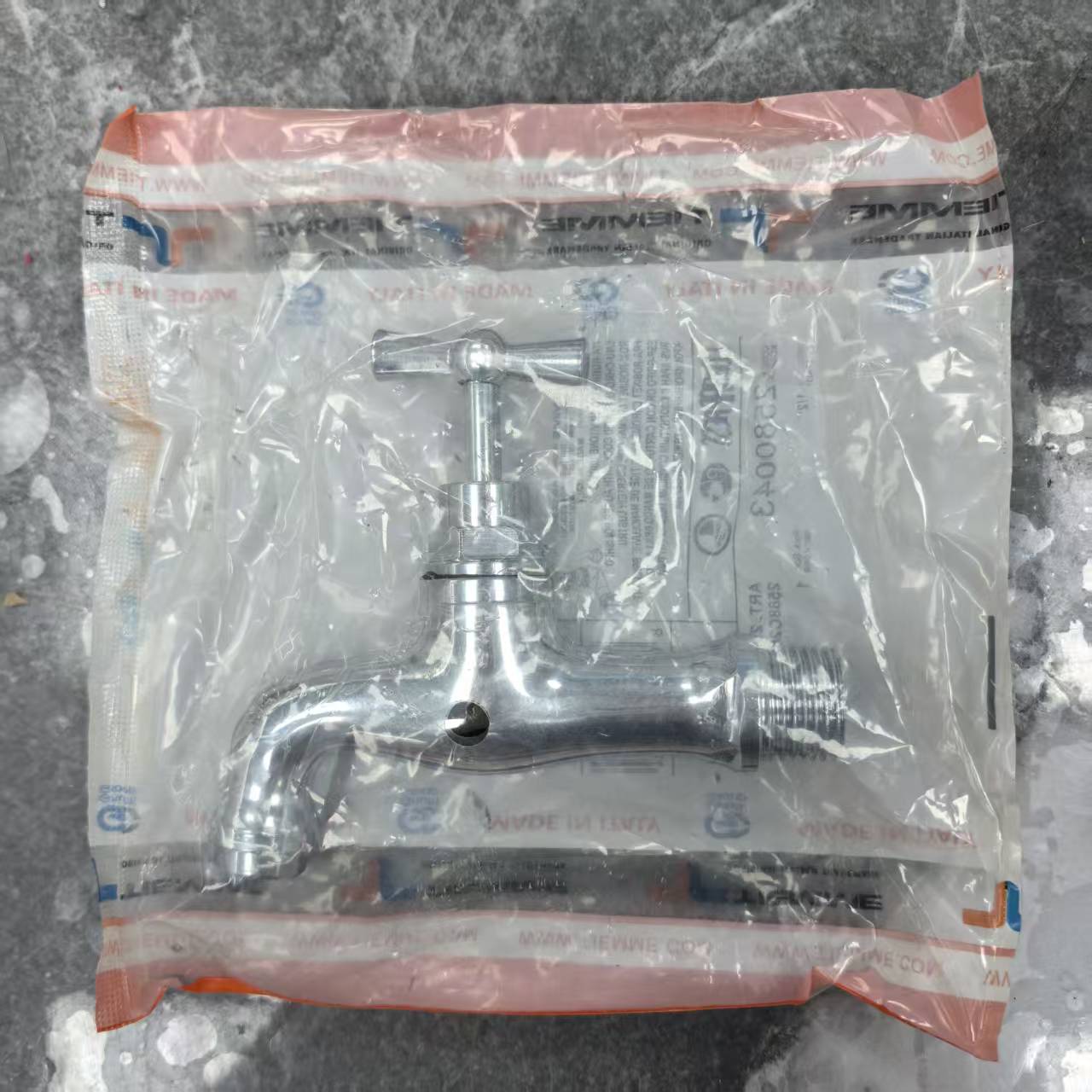  RR-TJ1334全铜水龙头