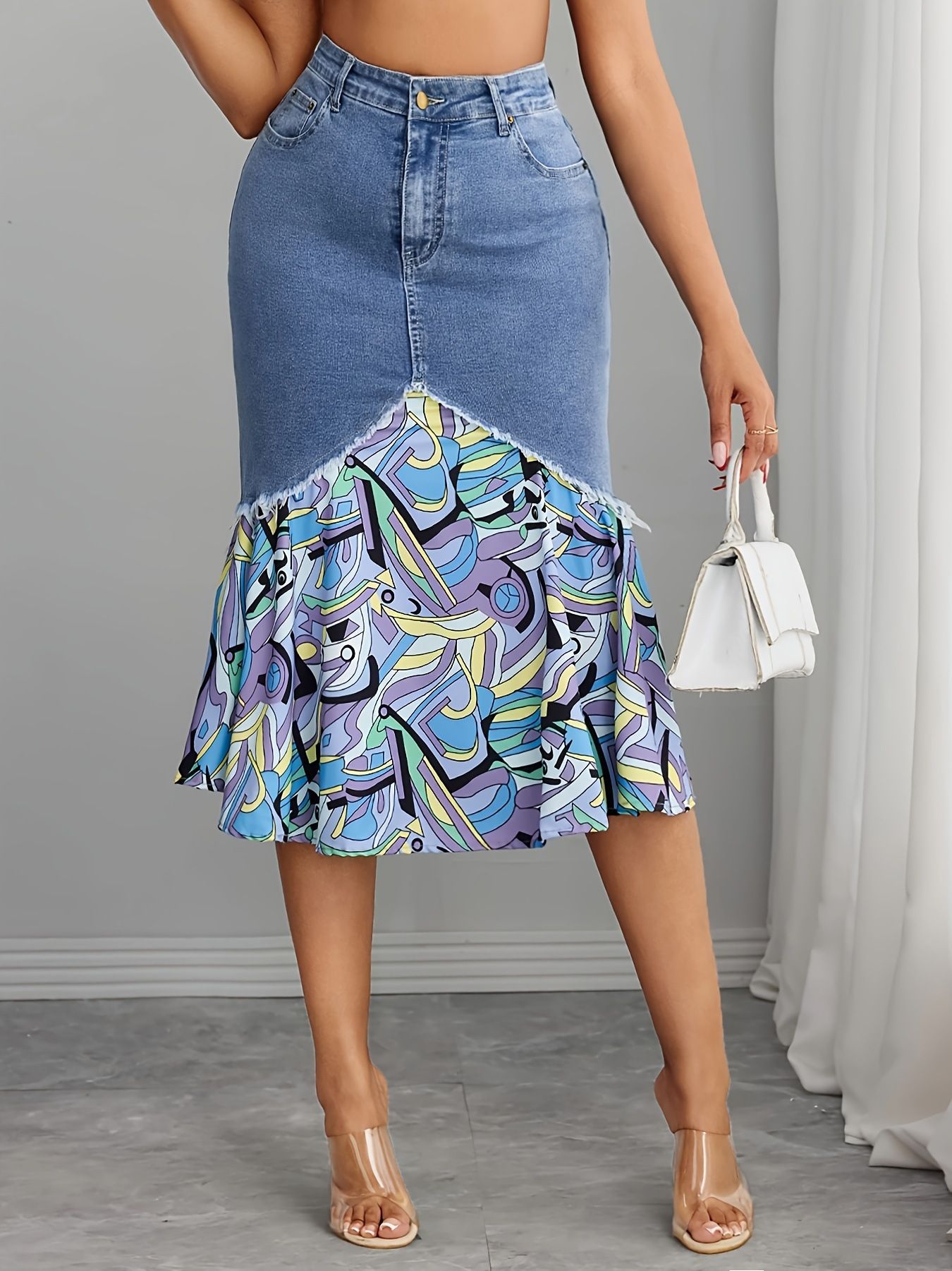 2026 New European and American cross-border denim print patchwork Bohemian fishtail skirt, denim skirt, women's short skirt Application Scenario