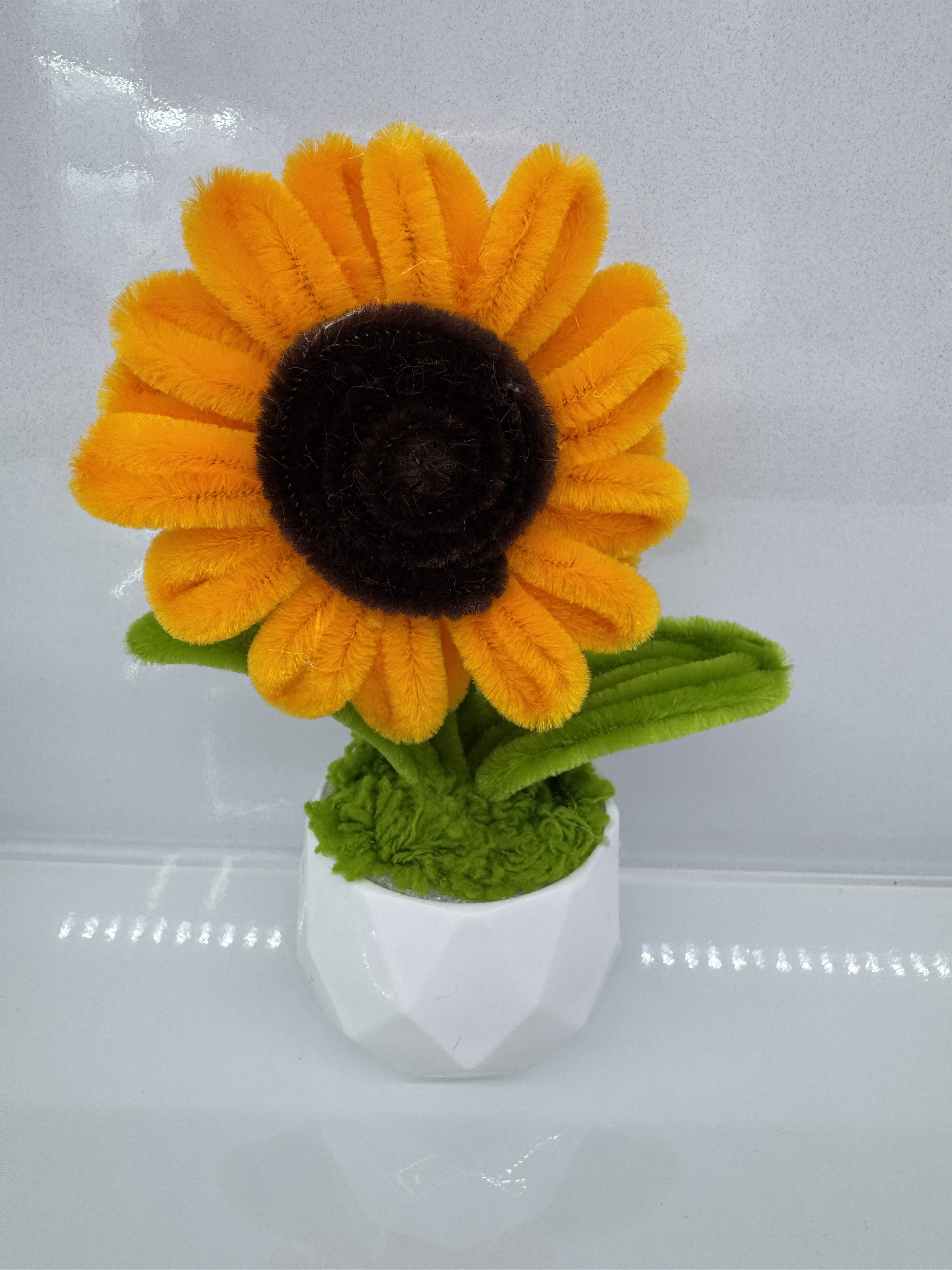 Twisted stick, orange velvet sunflower potted plant, sunflower tulip simulation flower book, study desk decoration, small potted plant for Teachers' Day decoration