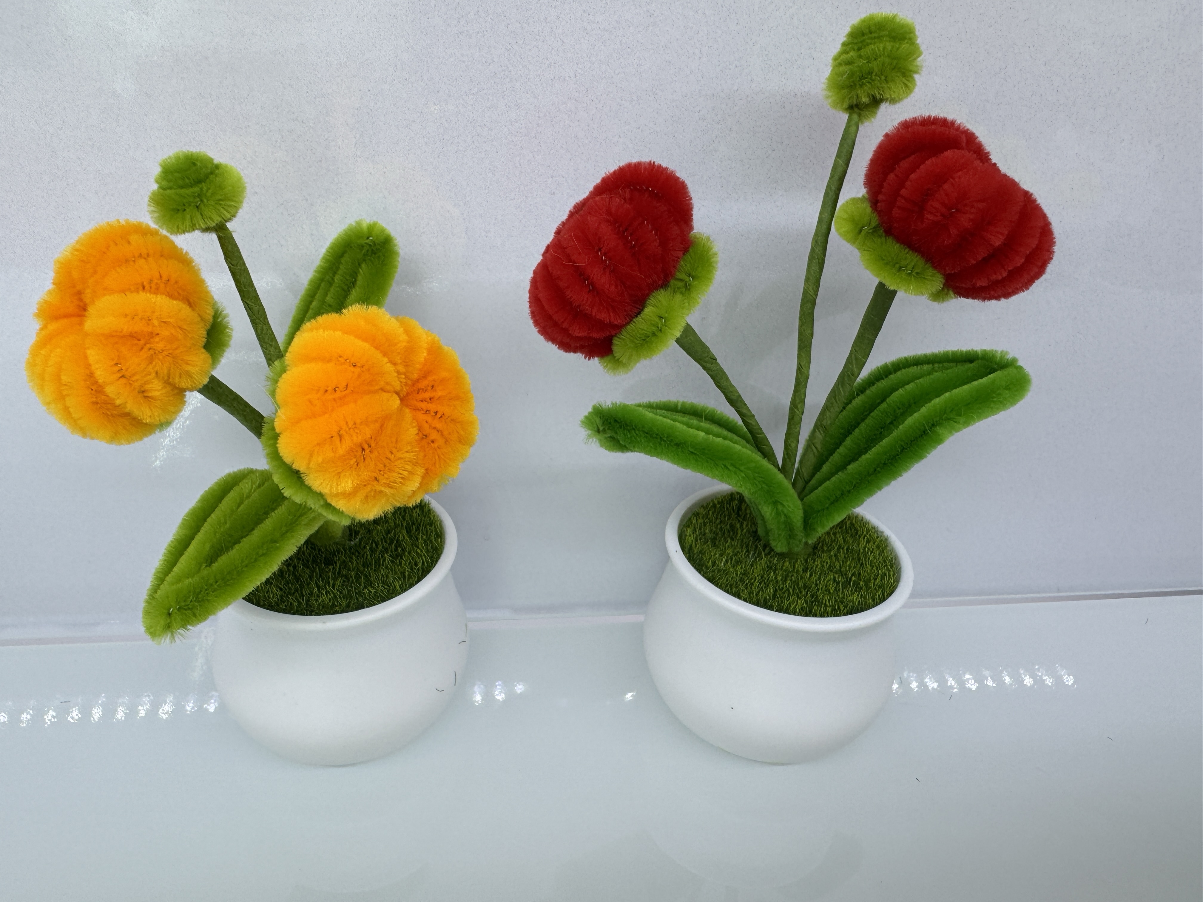 Twisting sticks, everything goes well, Yu Meiren handcrafted wheat ears, sunflowers, tulips, simulated flower books, study desk decorations, Teachers' Day decorative small potted plants