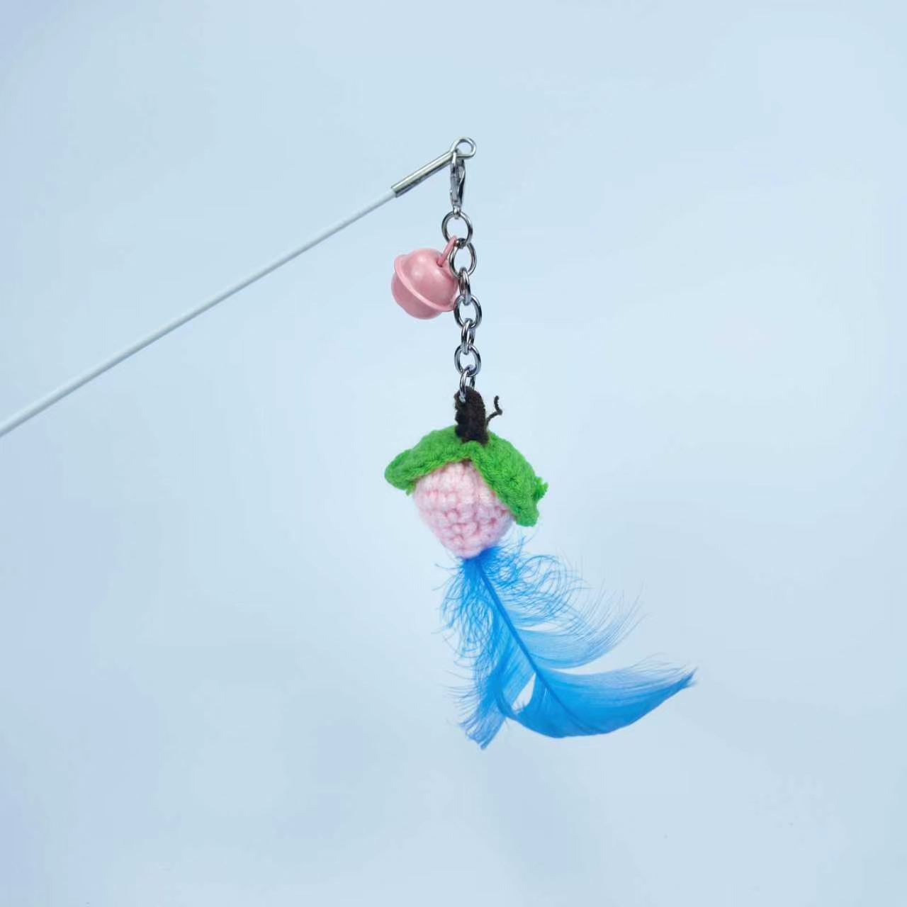 Cross-border best-selling cat toys, bell sound toys, feather knitted cat toys, cat toys, pet handicrafts Application Scenario