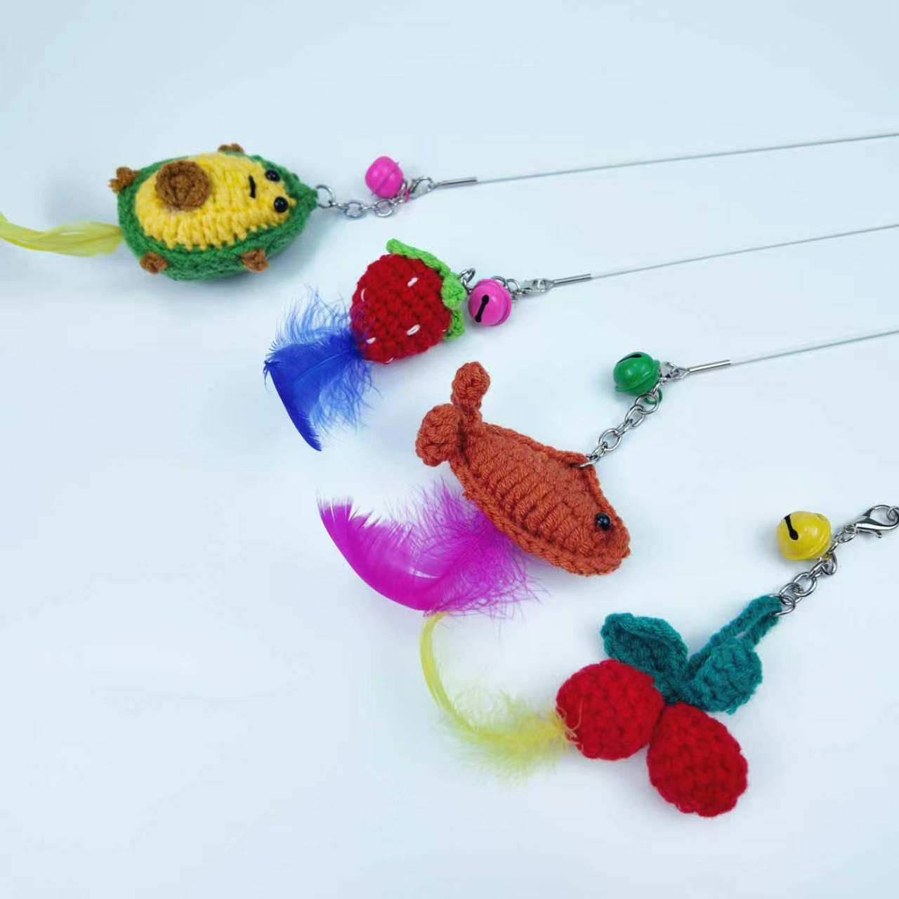 Cat toys, knitted dolls, fruits, cat players, interactive extendable long rods, feather bells, cat players and boredom relief gadgets, pet supplies