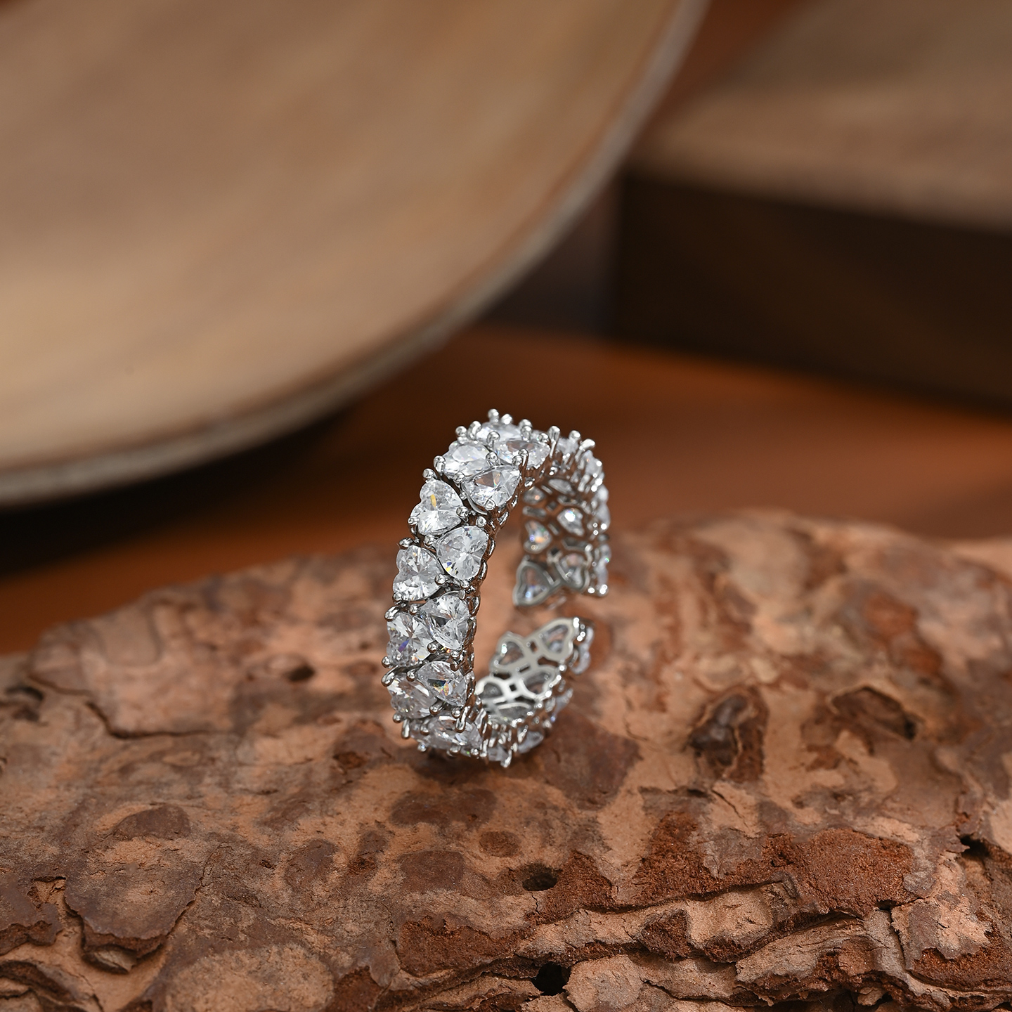 New fashionable lover's heart-shaped opening ring for daily gifting Specification image