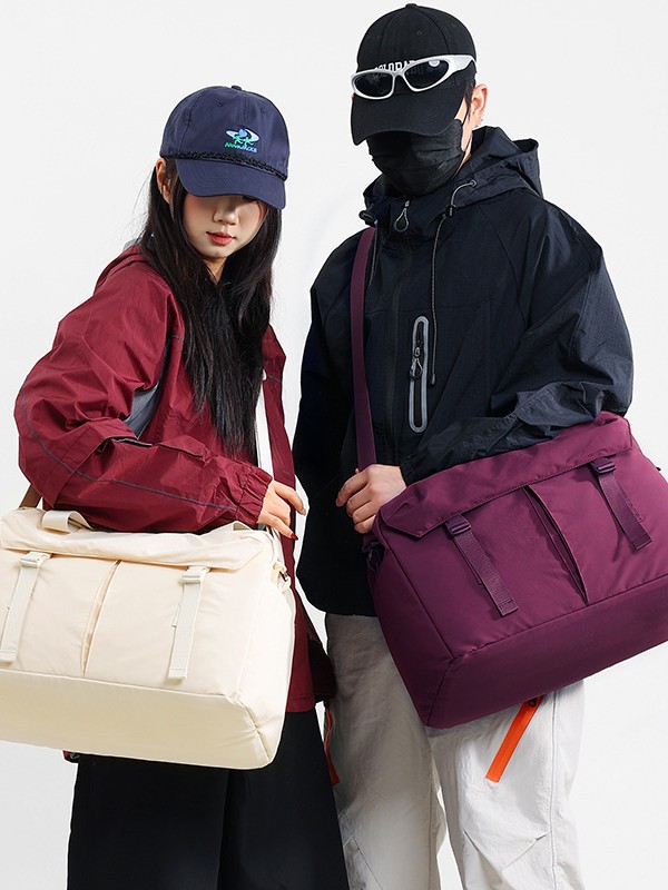 Large-capacity single-shoulder bag, travel bag, pull-up suitcase, storage bag, maternity bag, large-capacity single-shoulder crossbody bag, fitness bag Application Scenario