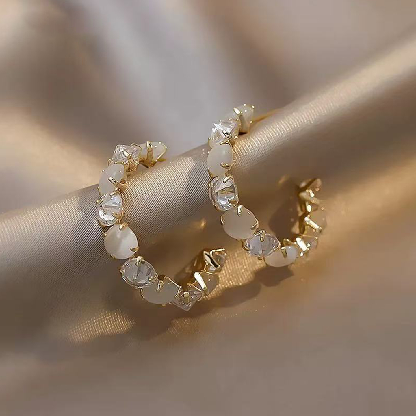 New best-selling, niche, unique and individualistic earrings with a versatile daily look