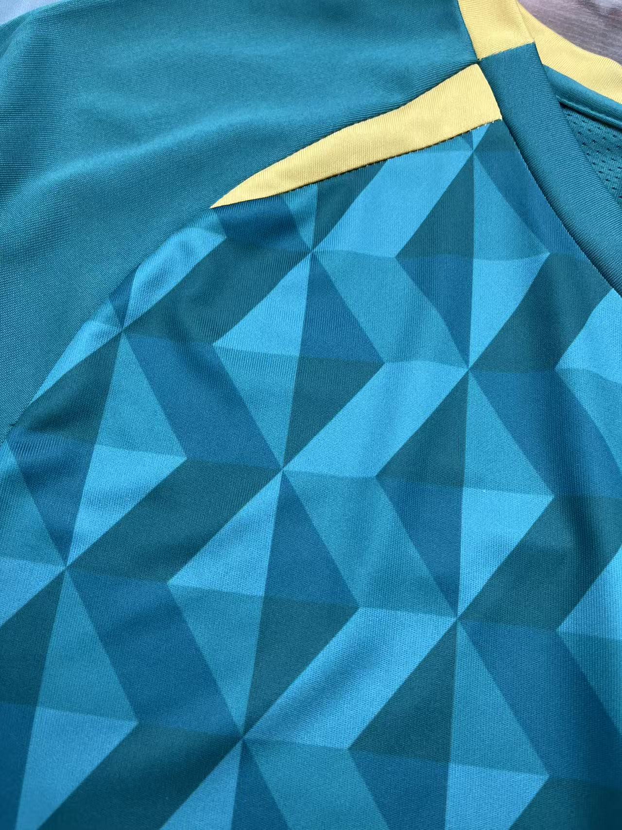 足球服定制批发价￥32元以上Customization: ￥32 or more Item Picture