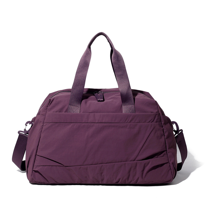 Casual sports dry and wet separated fitness bags for men and women, when going out for a trip, carry shoe compartments, carry yoga luggage and travel bags Application Scenario