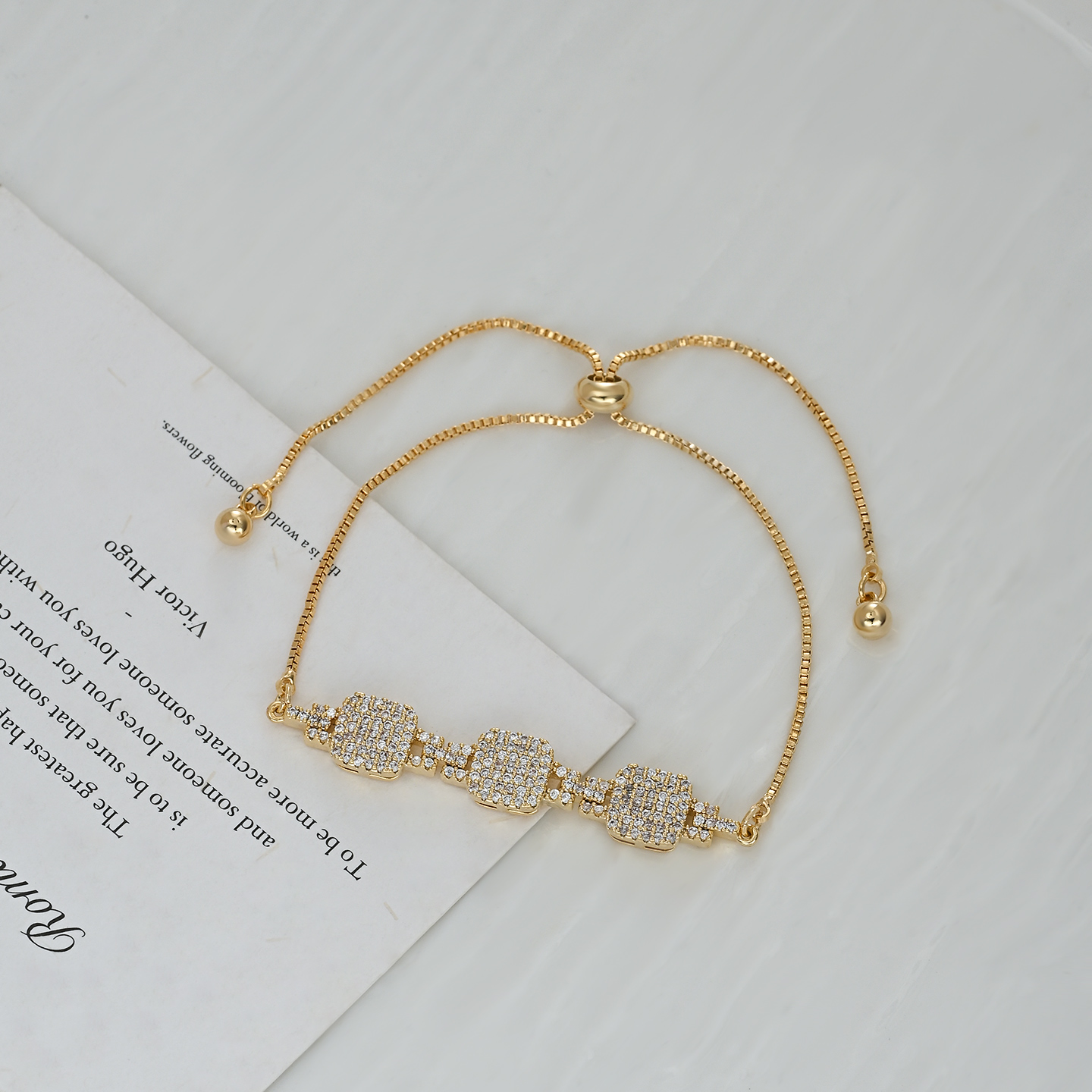 2026 new style of light luxury jewelry for women, geometric cube sugar adjustable pull-out bracelet wholesale stores Specification image