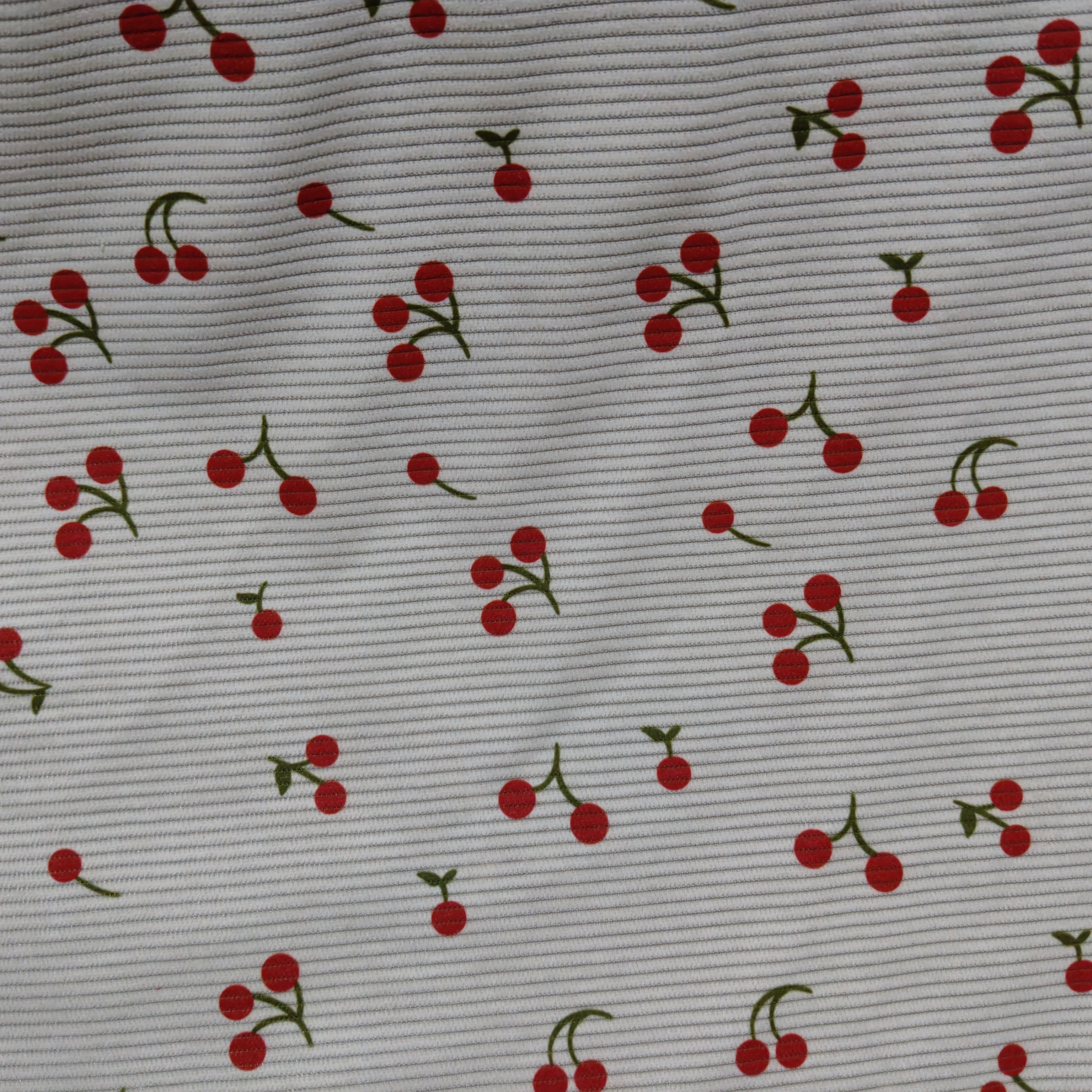 1. Soft, soft, skin-friendly, loose long-sleeved pajama set for women with strawberry heart and cherry print patterns detail image 4