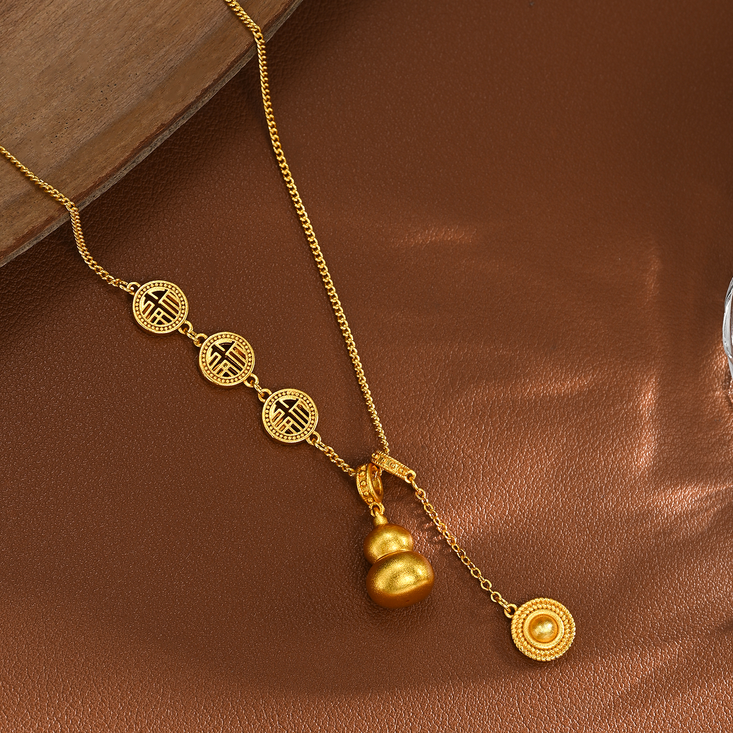 2026 New Style Prosperity Necklace with gourd round plate, a versatile gift necklace