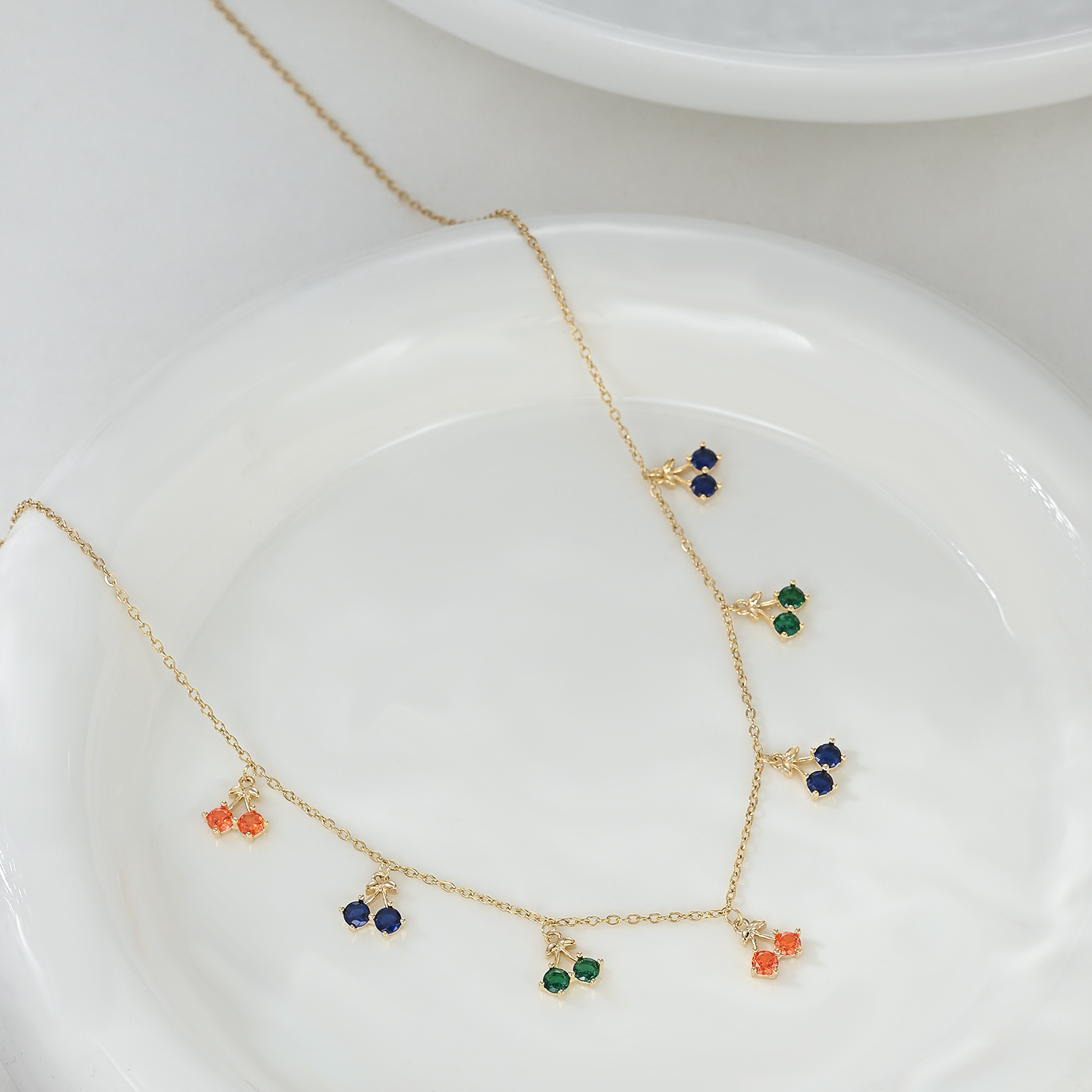 Wholesale of 2026 new best-selling, exaggerated and unique collarbone chain women's high-end European and American style cherry necklaces Application Scenario