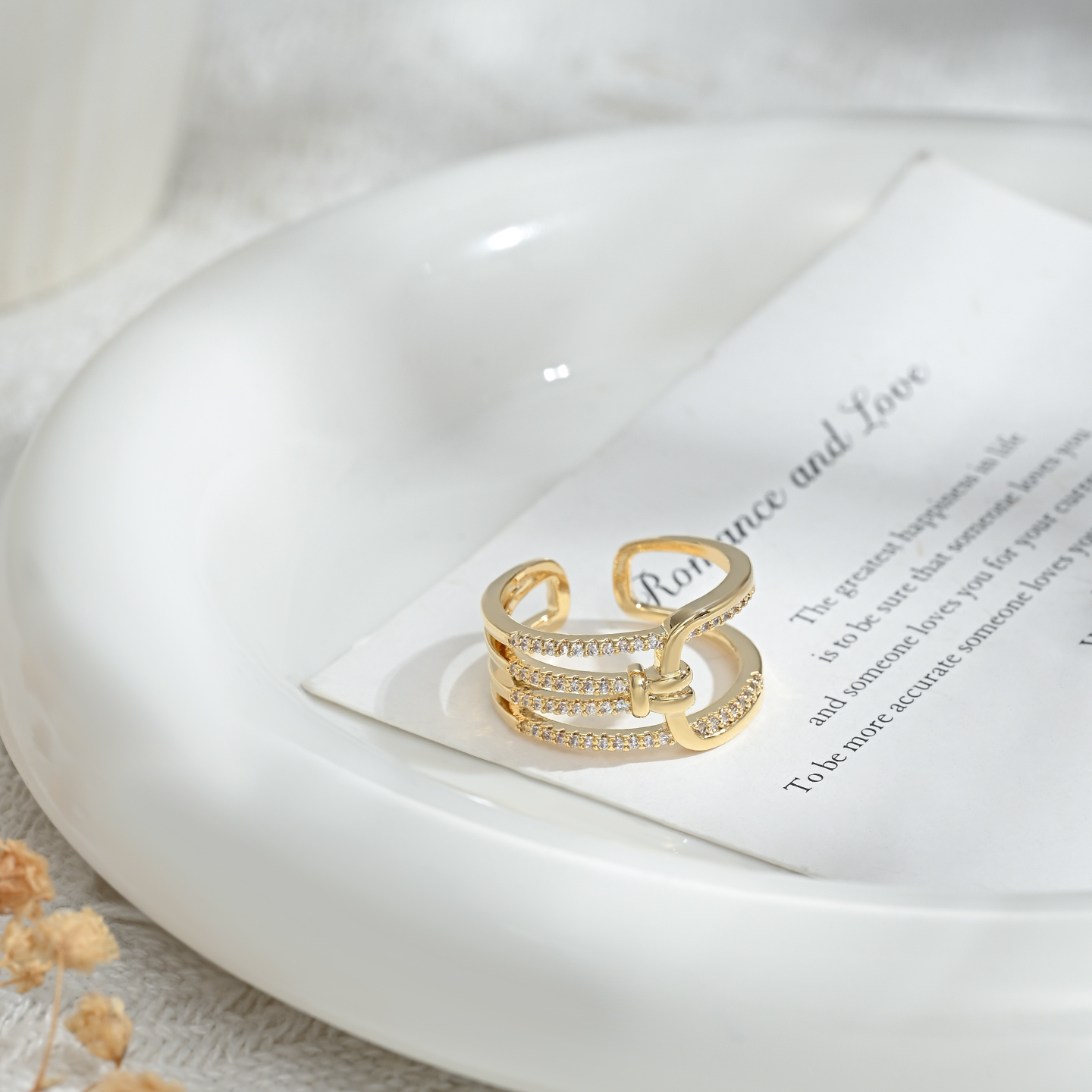 2026 New style personalized open ring, women's niche design, bow ring, exquisite index finger ring Specification image