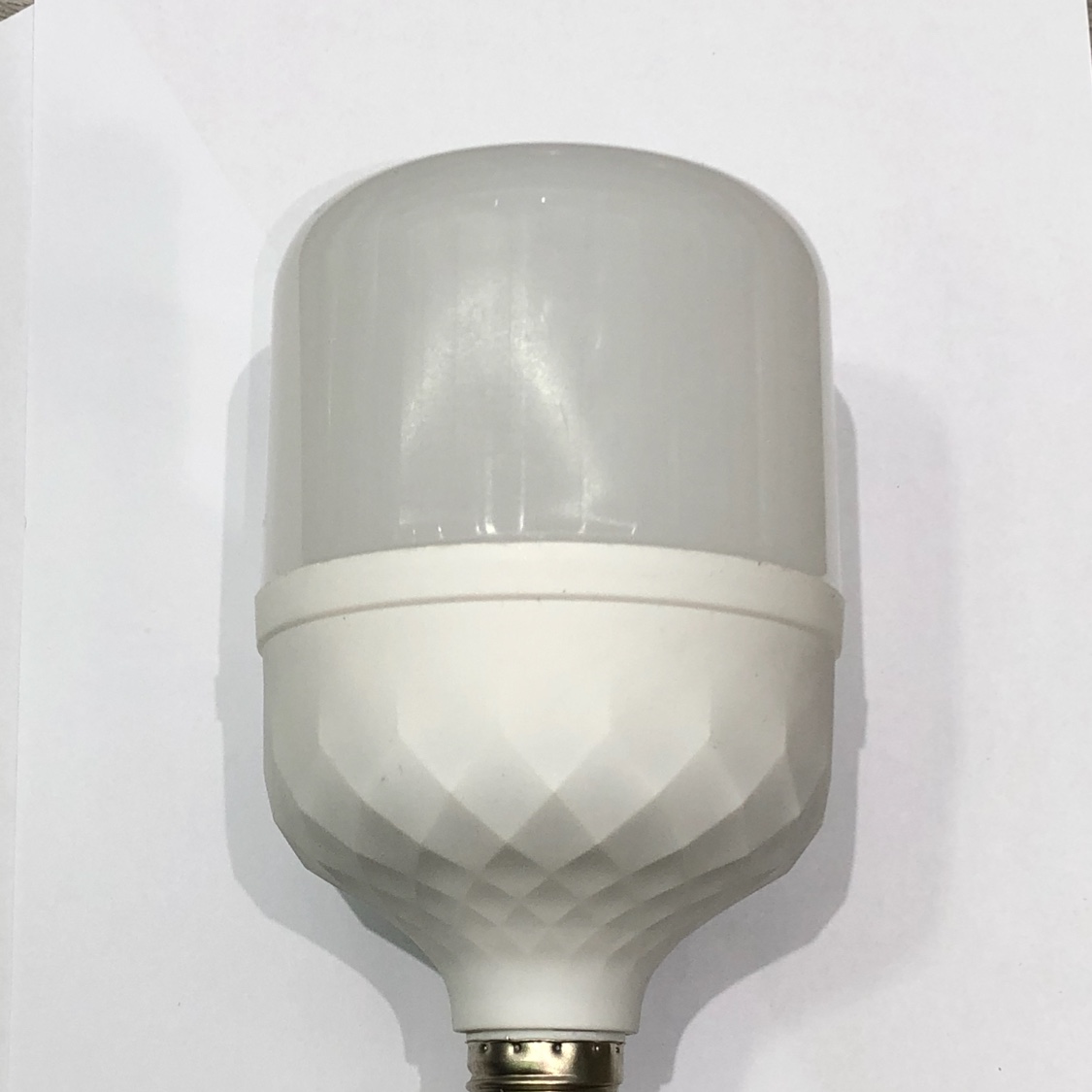 白色LED智能变色灯泡40w