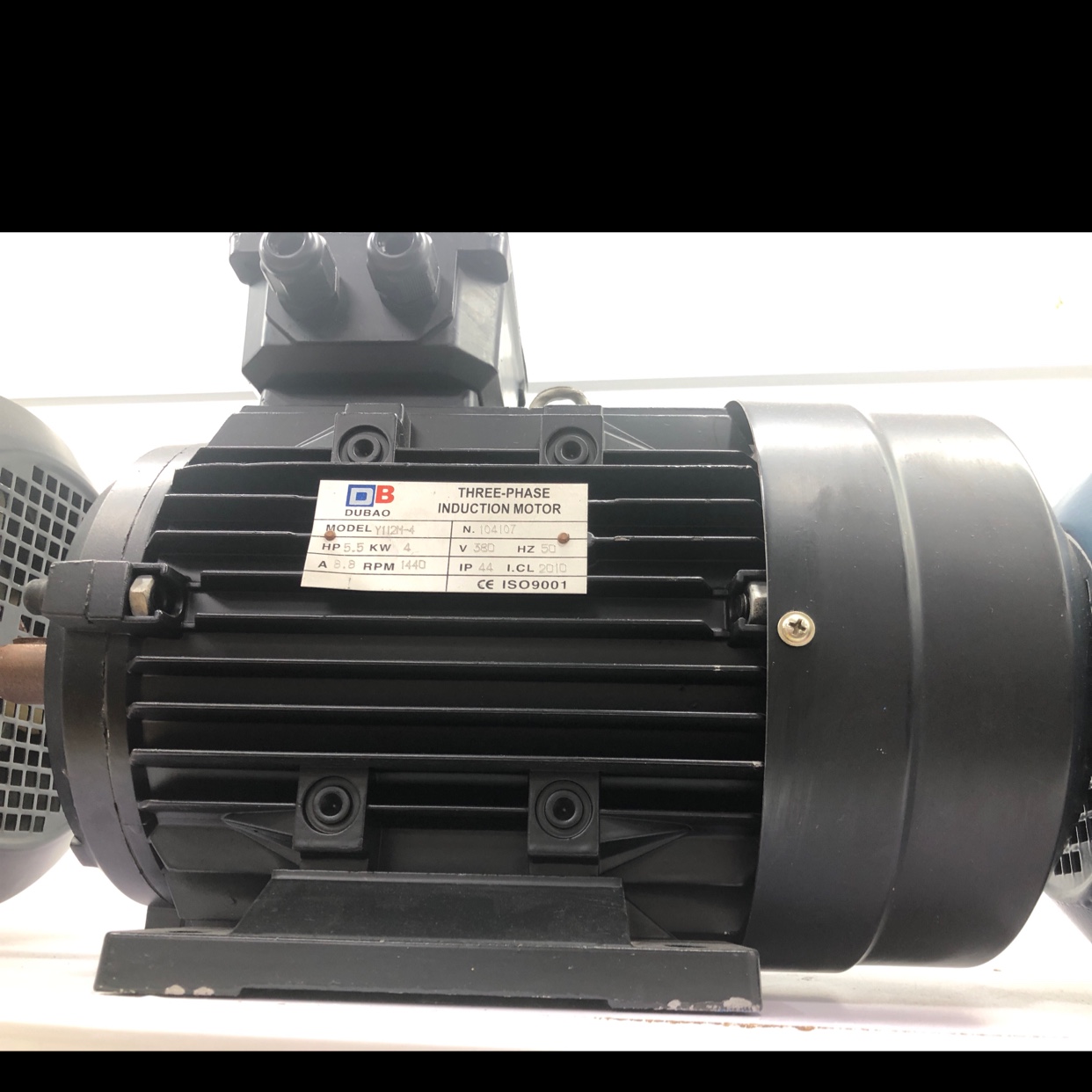 黑色三相异步电动机发电机电机 220V 380V 可正反转4.5kw