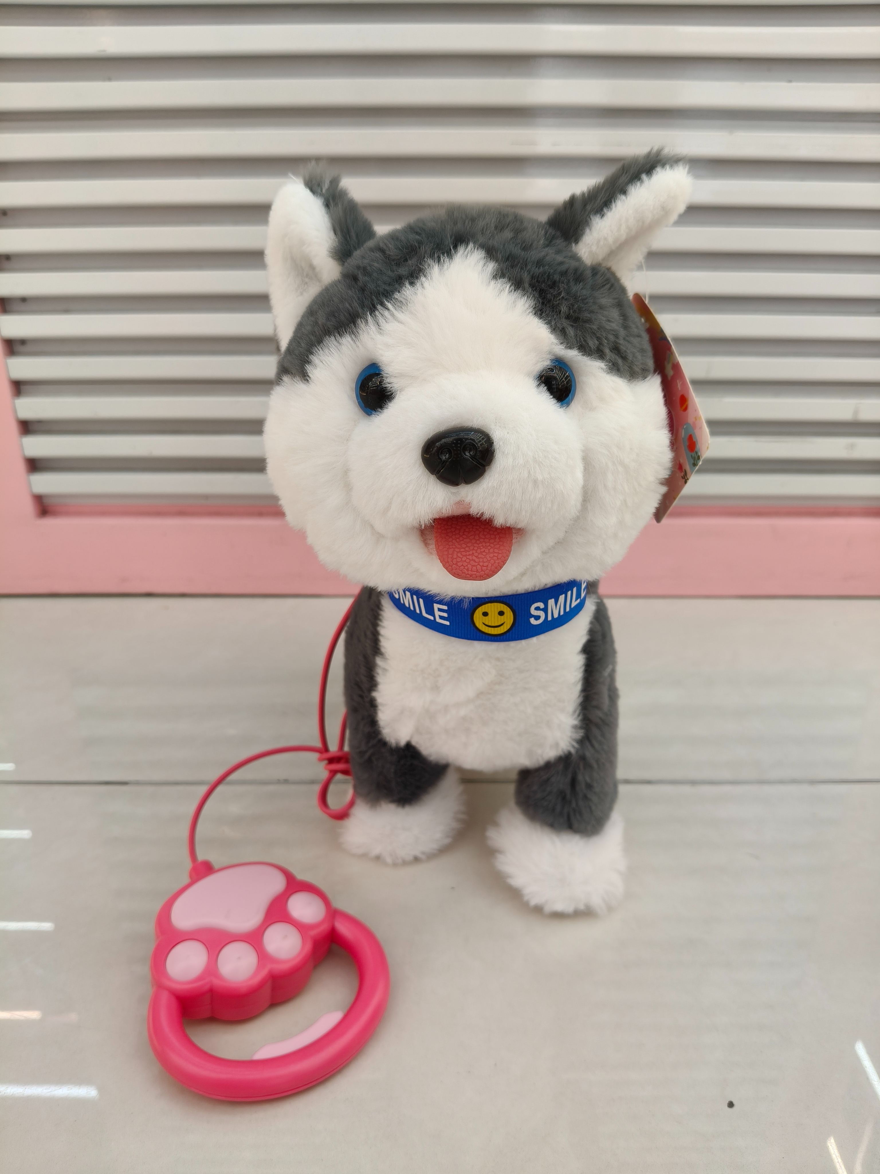 Touch the electric tongue-sticking dog that walks with its tongue licking and wags its tail to learn to speak children's toys details Picture