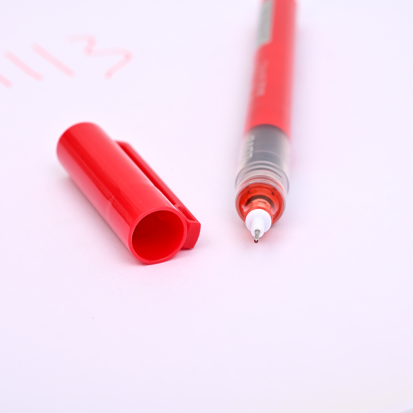 ET-295 linear ballpoint pen in red Item Picture