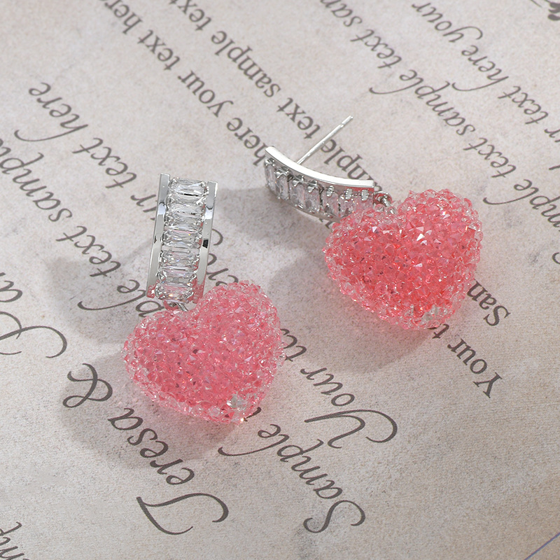 Amor lleno de ins corazón de melocotón pendientes 2026 nuevo estilo de moda alta clase sentido lindo earpins earpieces mujeres Item Picture