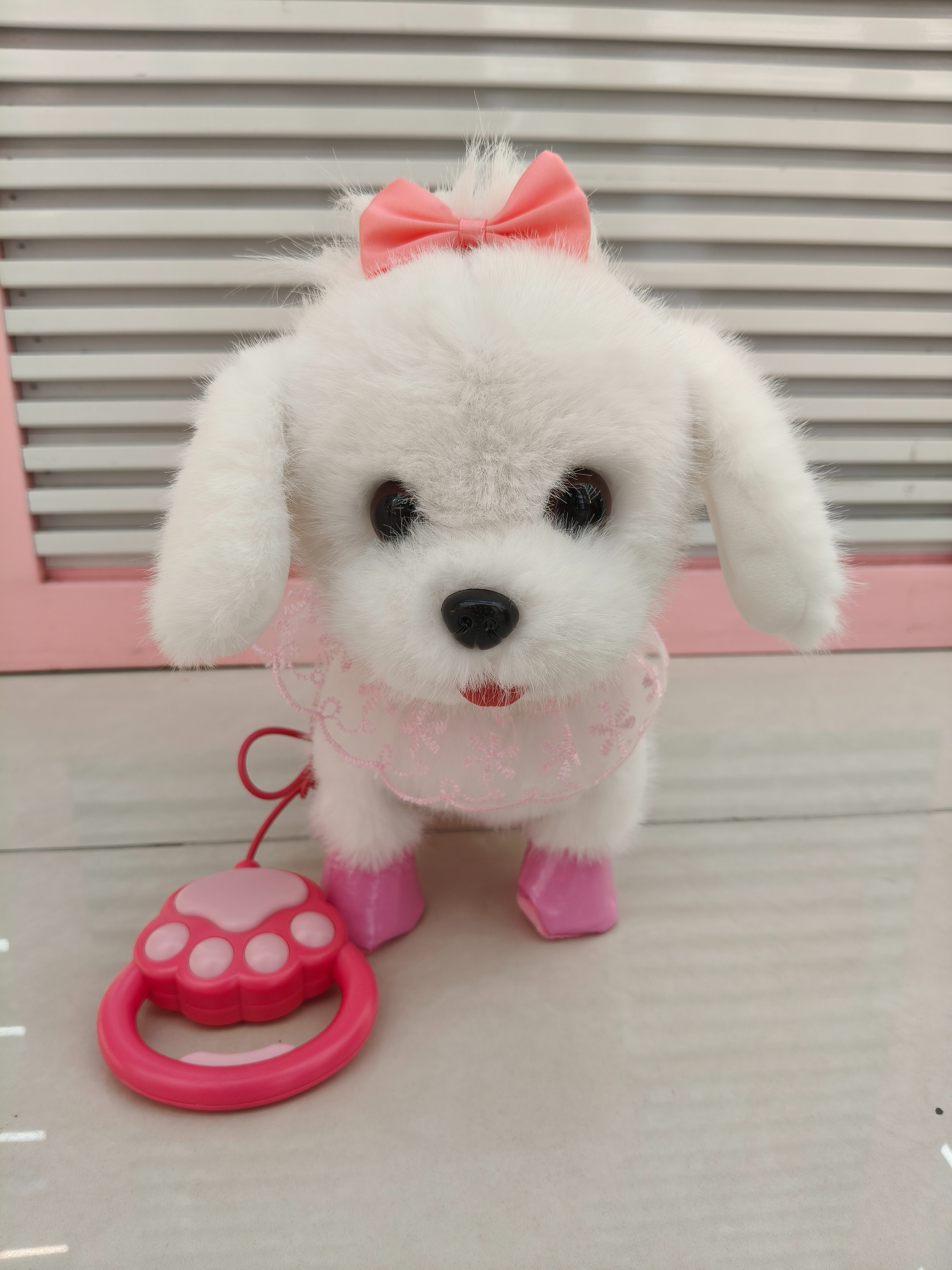 Touch the electric tongue-sticking dog that walks with its tongue licking and wags its tail to learn to speak children's toys Item Picture