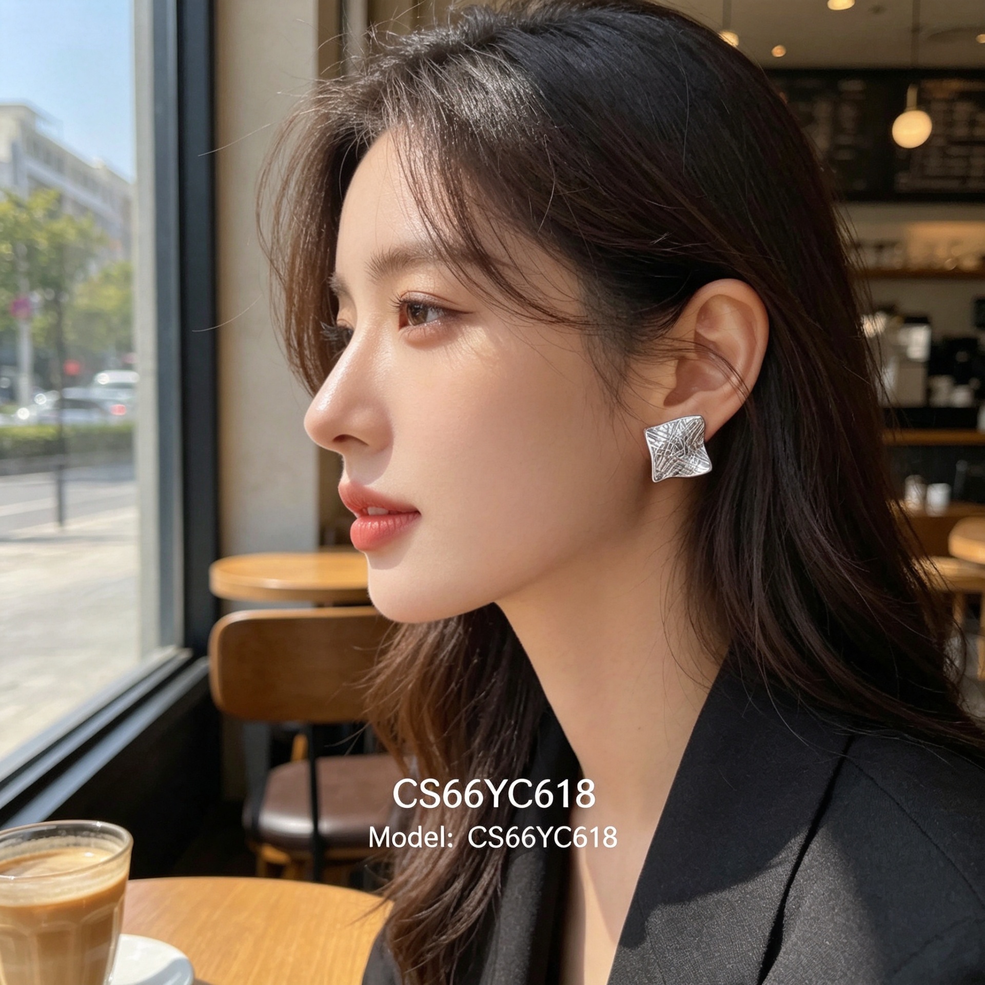 Chunshi Original silver-textured female side face earrings, earrings, stud earrings, silver needle vintage accessories Item Picture