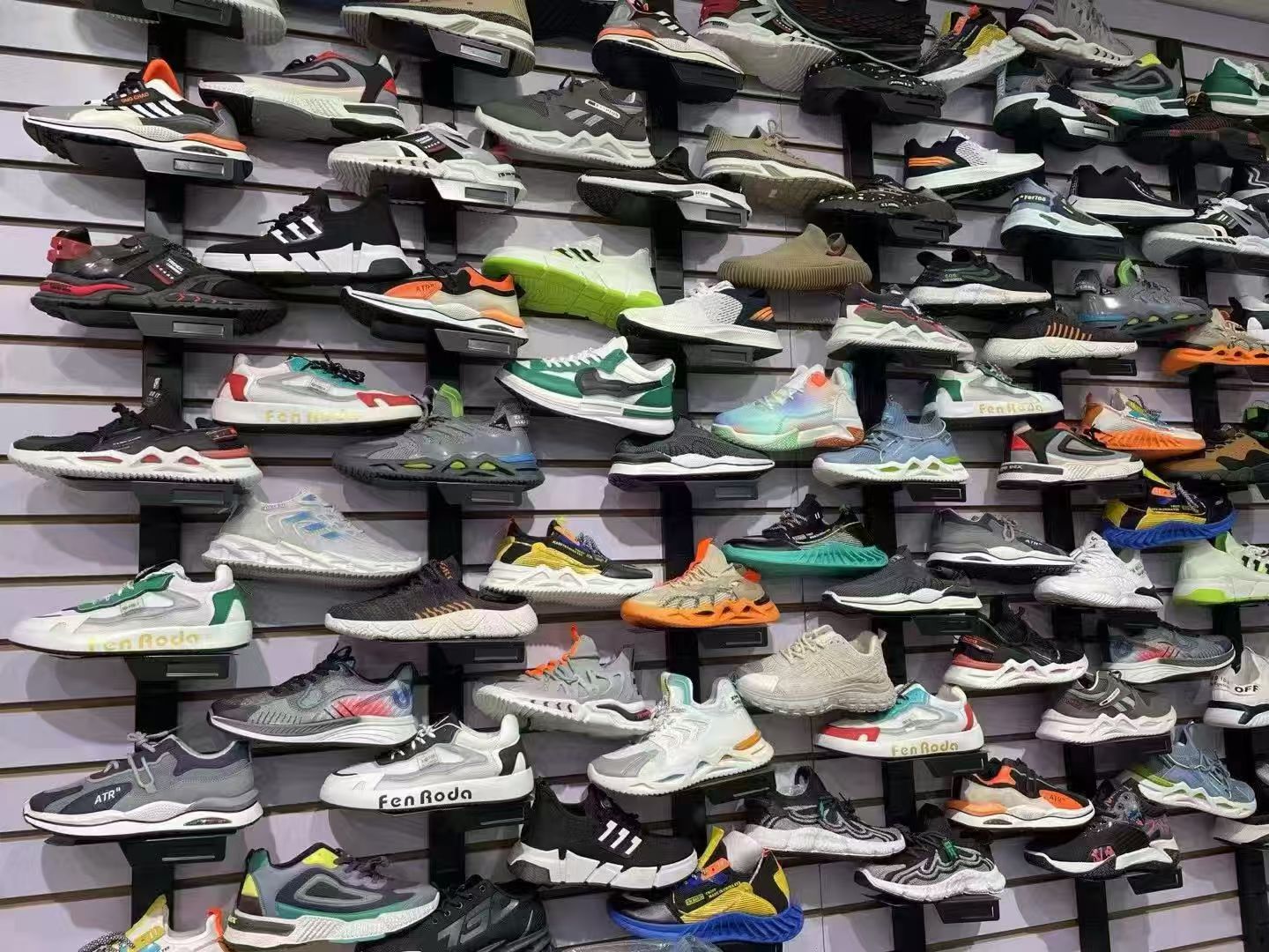 LAN Yang Shoe Industry describe pic - 3
