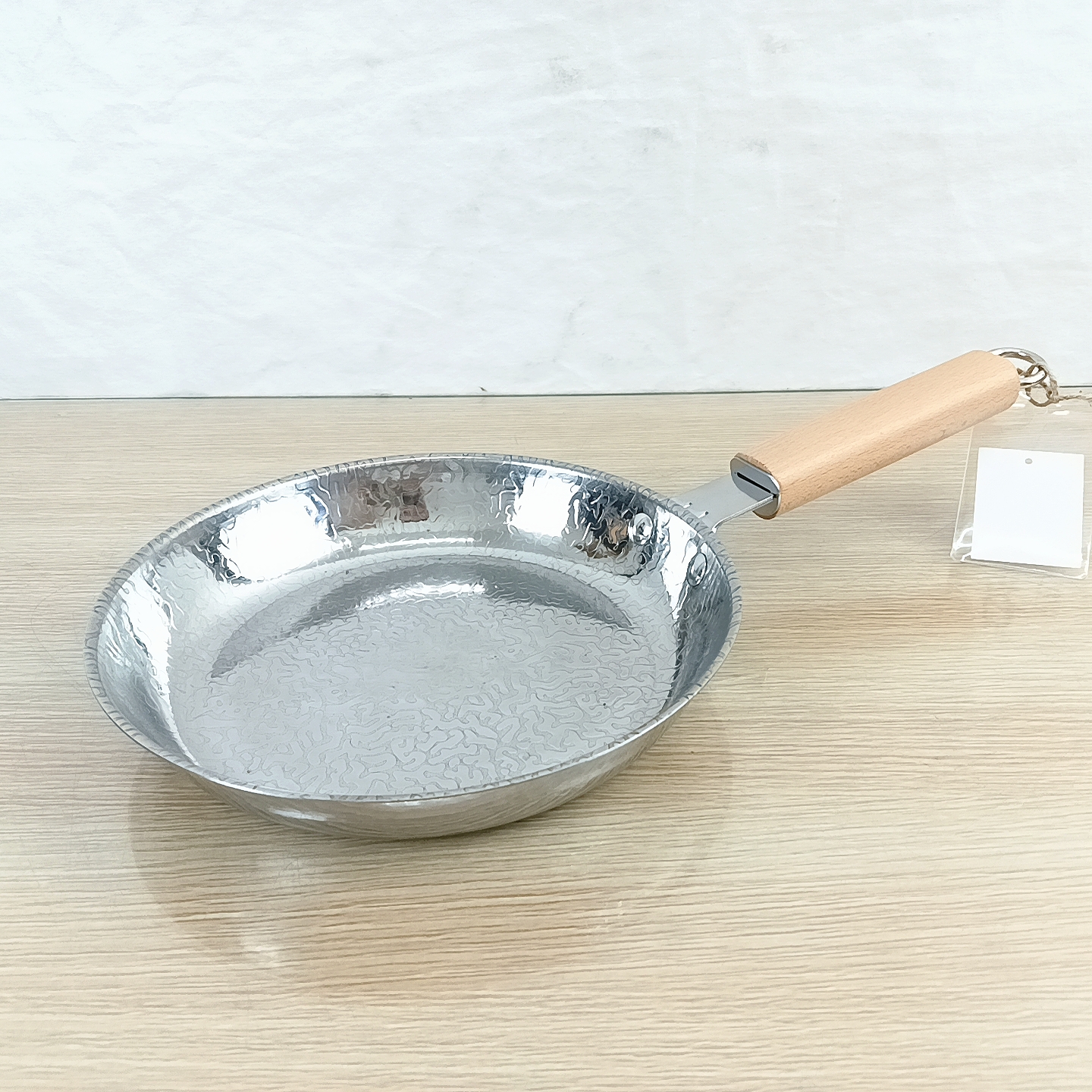 DF68244 snow-patterned flat pan pancake pan hand-held pancake pan iron plate 鏊子 cast iron frying pan uncoated non-stick pan DF TRADINGHOUSE