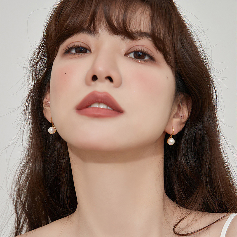 2026新款气质耳钉女S925银针小众设计感珍珠耳饰网红耳坠潮