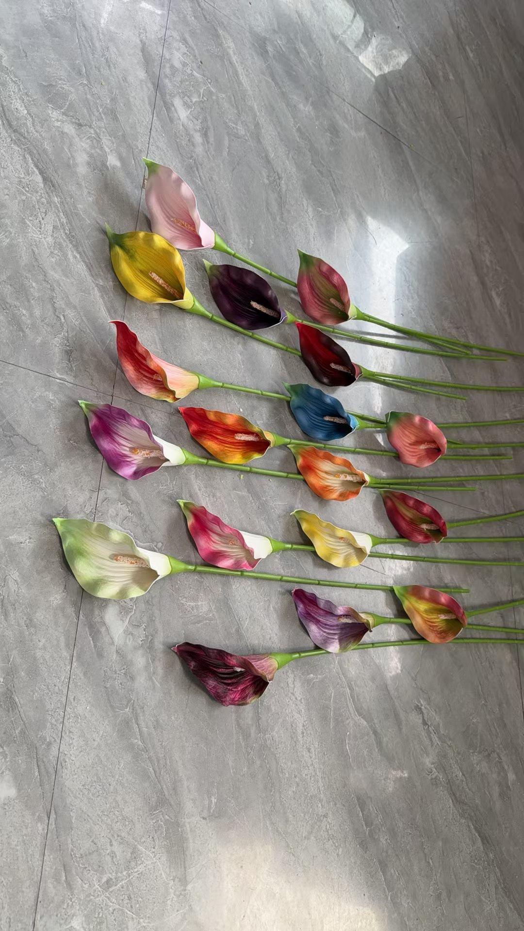 彩色马蹄莲花束仿真花藤条花丝带装饰义乌荷花工艺饰品人造花花头