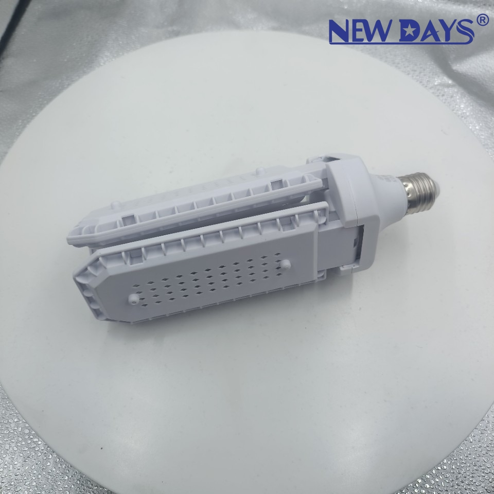 NEWDAYS brand cross-border new LED bulb leaf lamp, Jingang Three-leaf eye-protecting non-flicker folding lamp, Screw E27-port energy-saving high-brightness lighting lamp bulb leaf lamp bulb details Picture