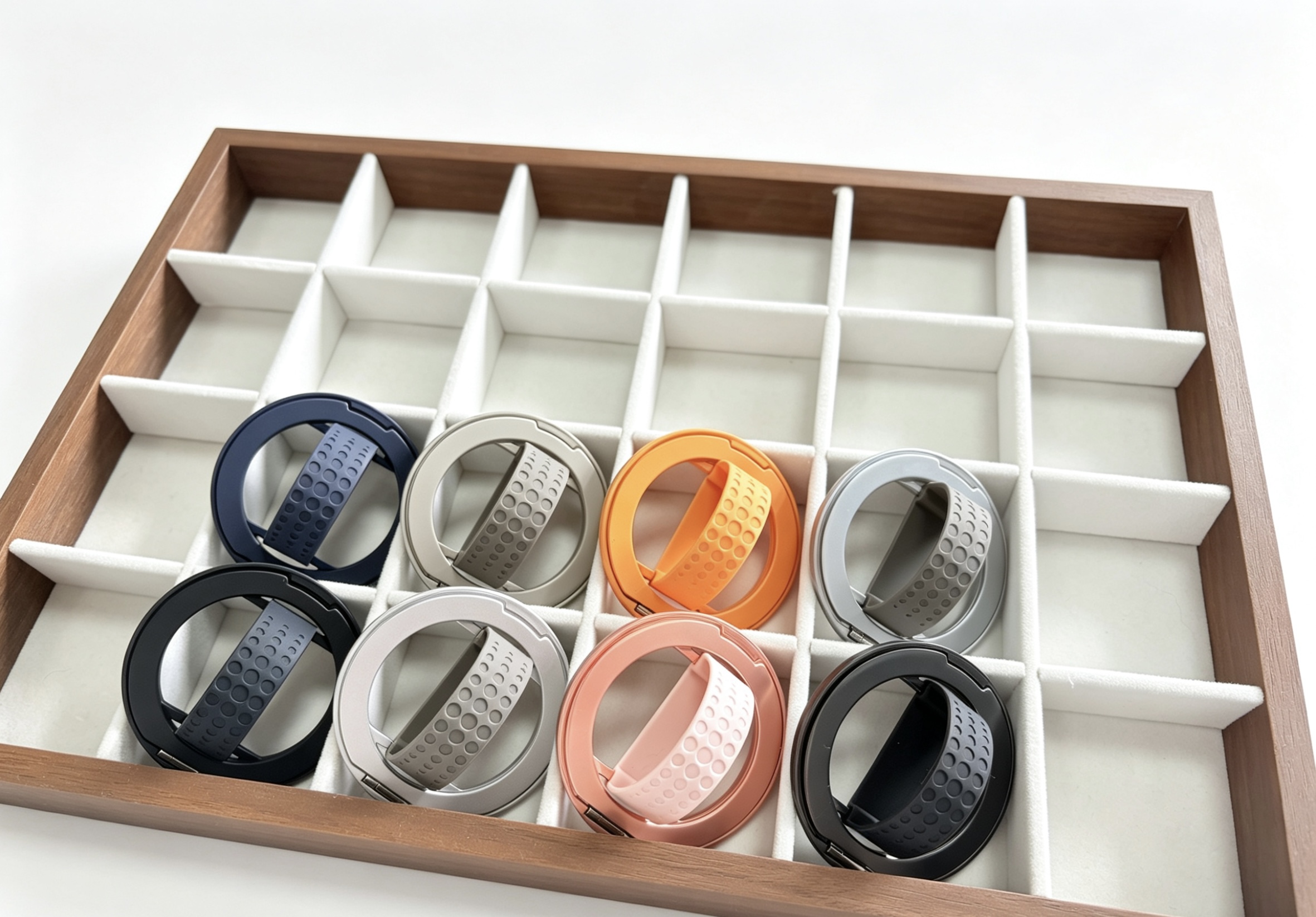 Magsafe magnetic phone ring stand, silicone strap anti-drop stand, desktop stand, universal praise Application Scenario