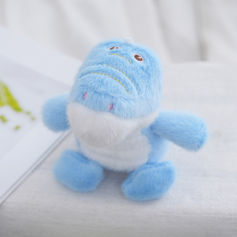 New crocodile plush toys, creative 4-inch plush pendants, claw machine dolls, key pendants, car schoolbags, hanging decorations, gifts, cartoon transformation keychains, dress-up plush figurines, plush toys, cute wholesale Application Scenario