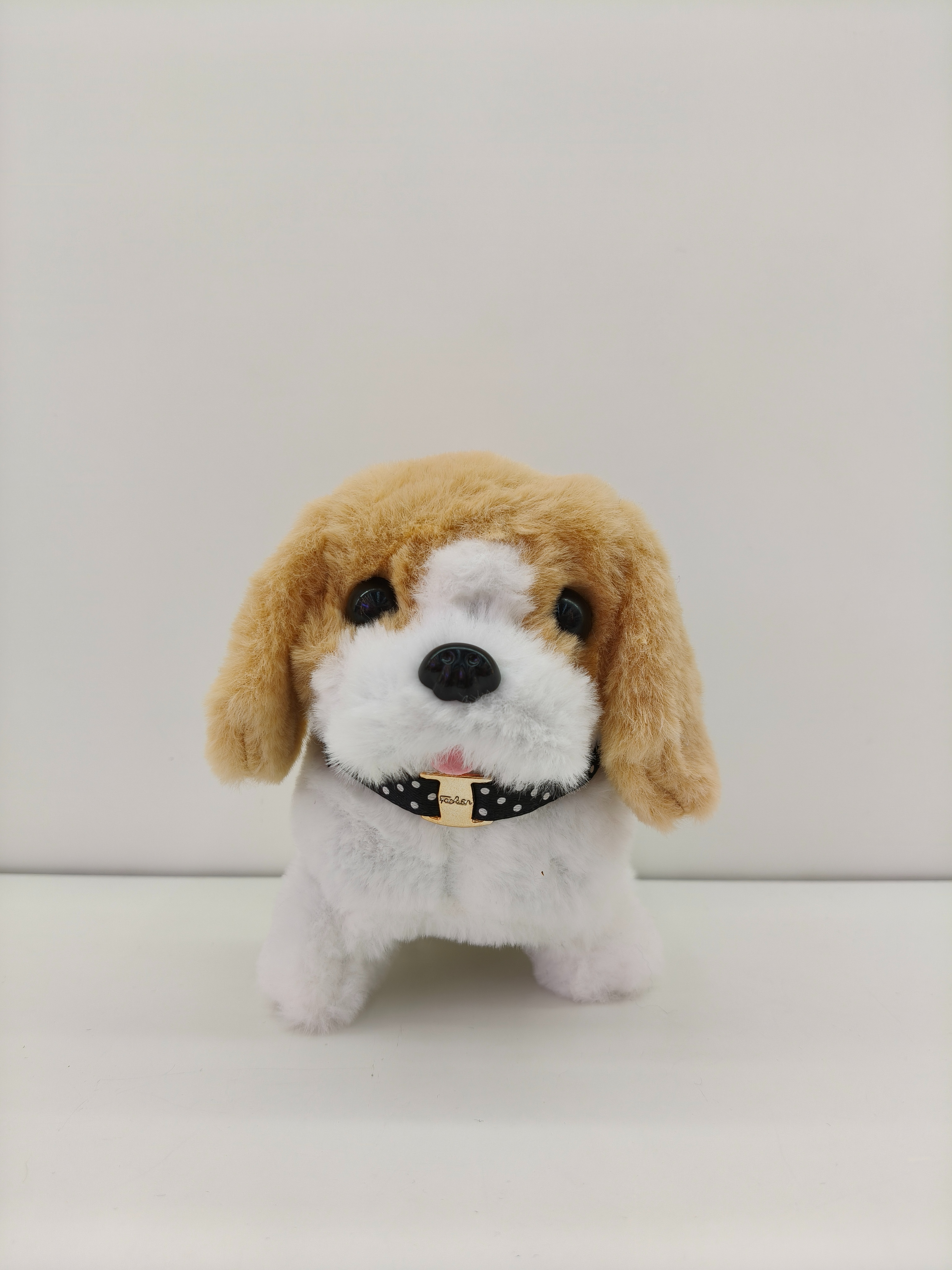 St. Bernard's big-headed dog can walk and bark. Multicolored puppy plush toy, children's toy Specification image