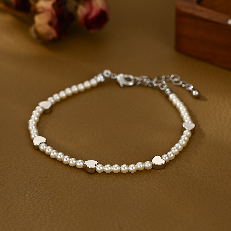 Spring and Summer new retro French pearl jewelry for women, Korean fashion design sense heart-shaped bracelet, ins style jewelry Specification image